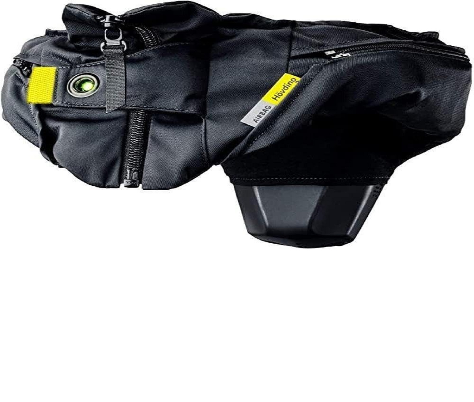 Ein schwarzer Airbag ist geöffnet. Ein gelbes Etikett sagt 'AIRBAG Hovding'. Der Hintergrund ist weiß.