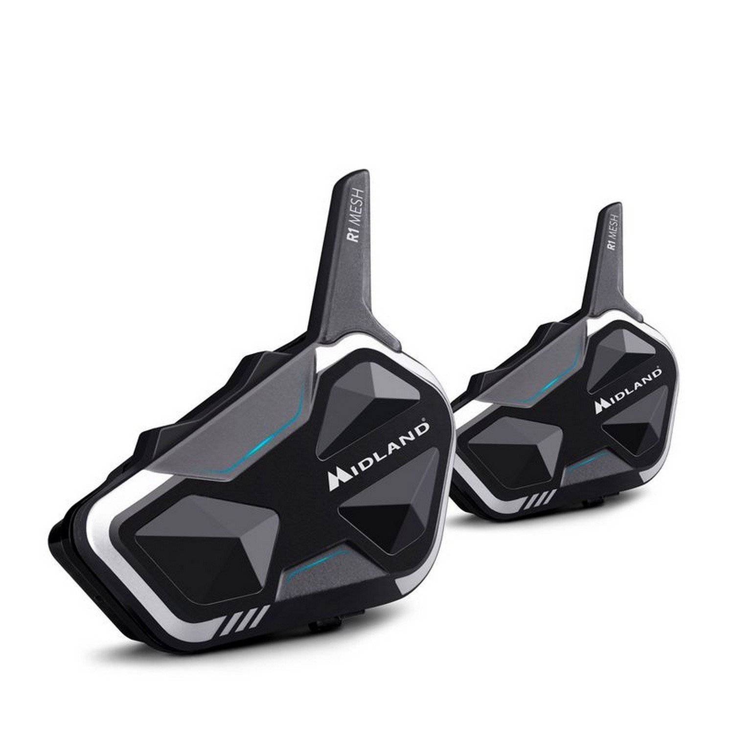 Dwa czarne urządzenia komunikacyjne do motocykli ze srebrnymi akcentami, na białej powierzchni.