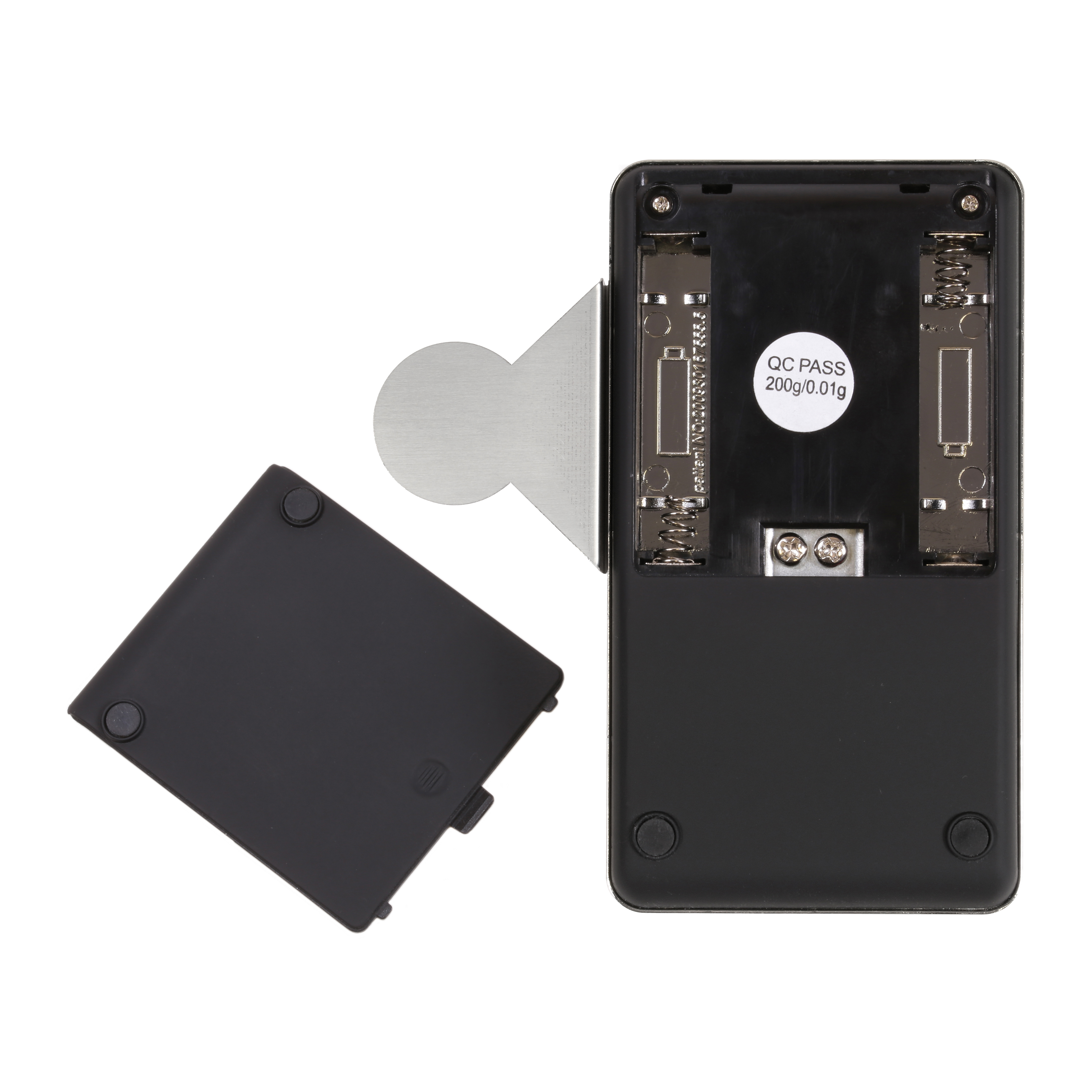 Offene schwarze elektronische Waage mit Batterien und einer silbernen Metallplatte.