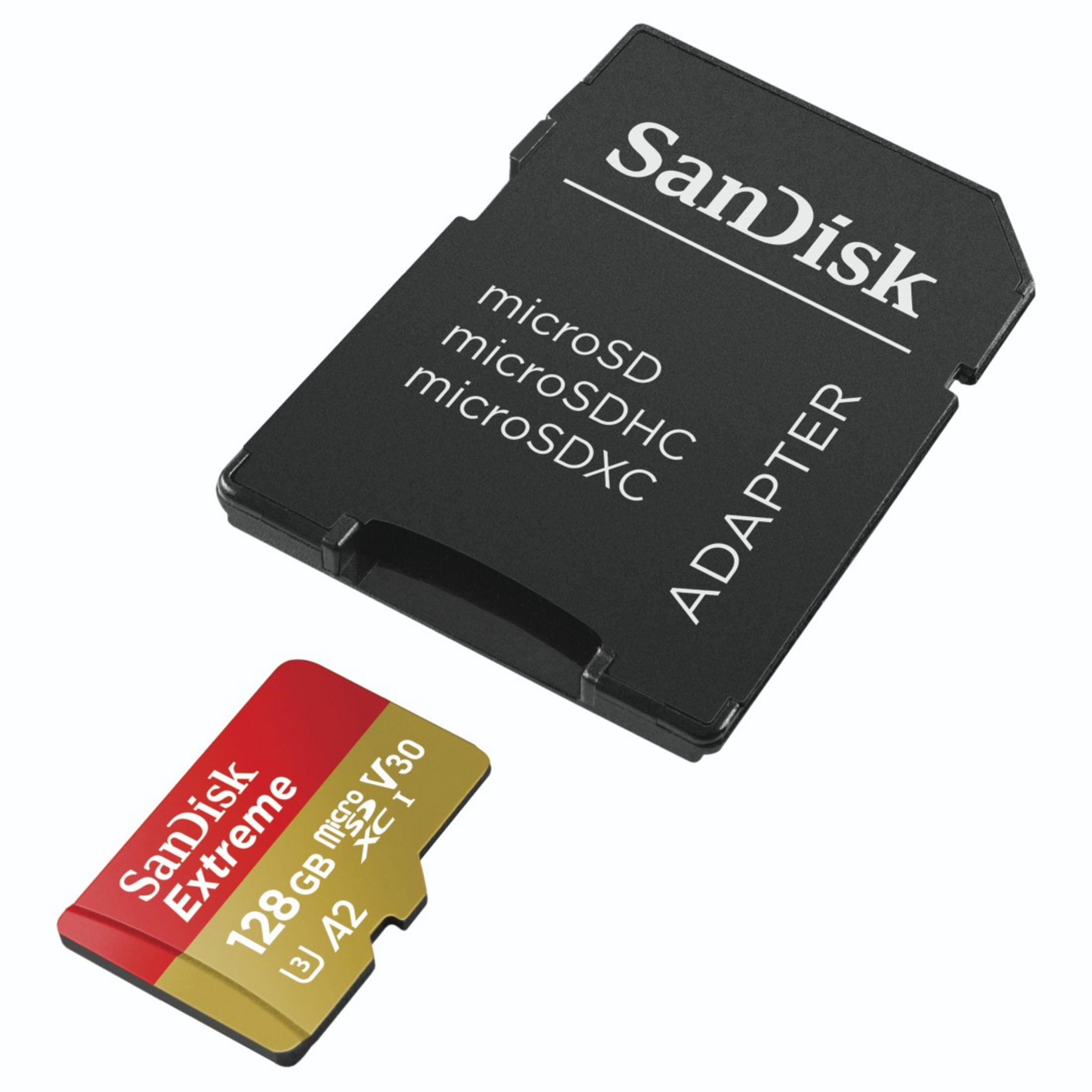Karta microSD Sandisk Extreme i adapter na białym tle.