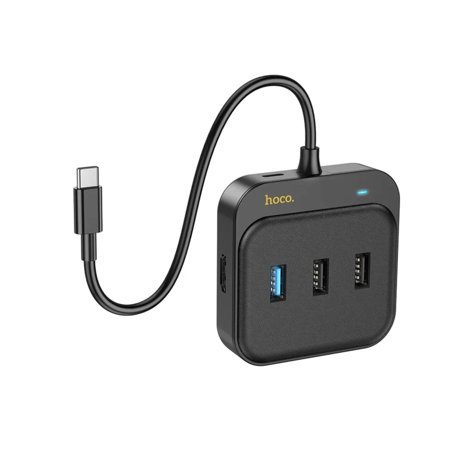 Ein schwarzer USB-Hub mit drei USB-Anschlüssen und einem USB-C-Anschluss. Ein Kabel verbindet den Hub.