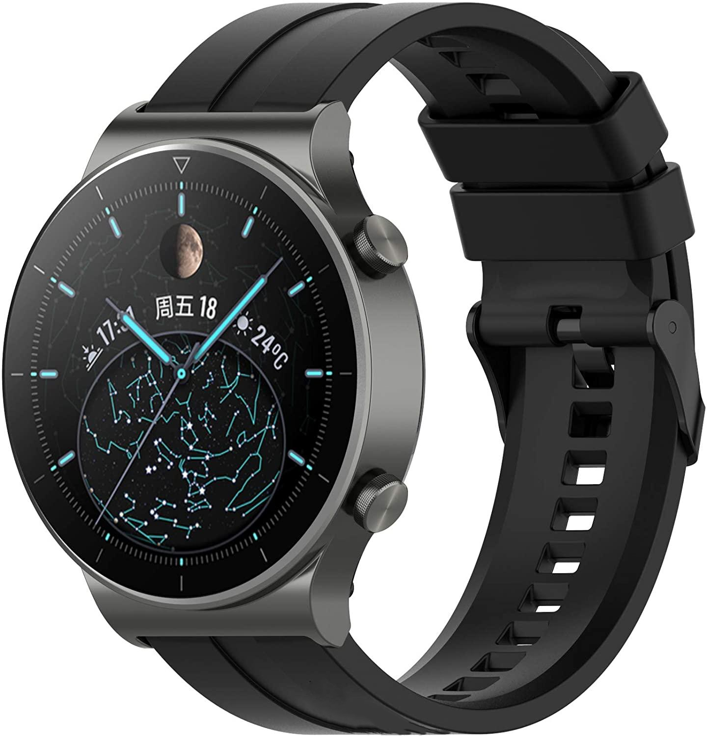 Smartwatch z czarnym paskiem i ciemną tarczą, pokazującą czas i gwiazdy.