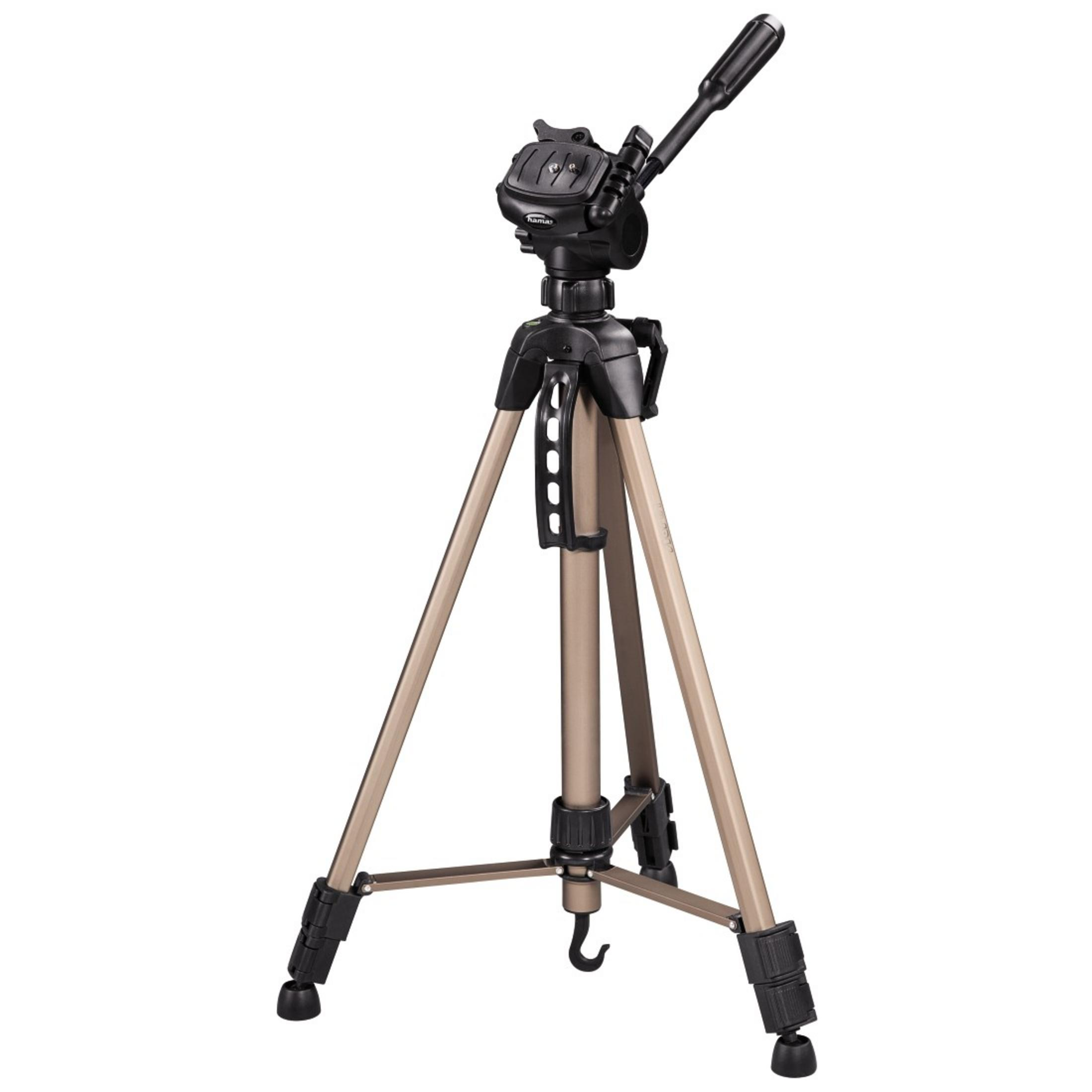Ein beiges und schwarzes Stativ mit Kamerakopf. Es hat drei Beine und steht auf weißem Hintergrund.