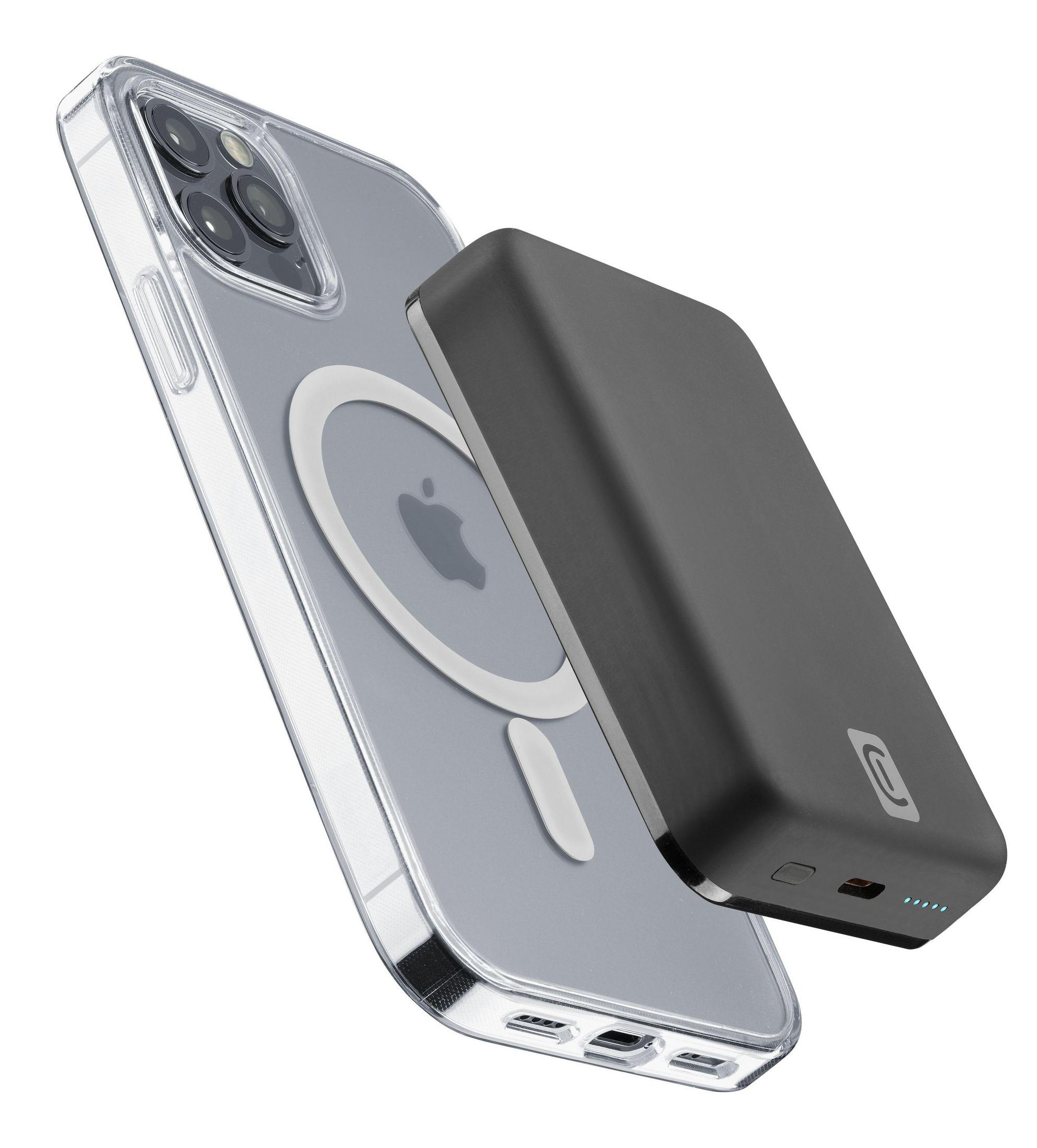 Un teléfono en una funda transparente junto a un cargador portátil negro.