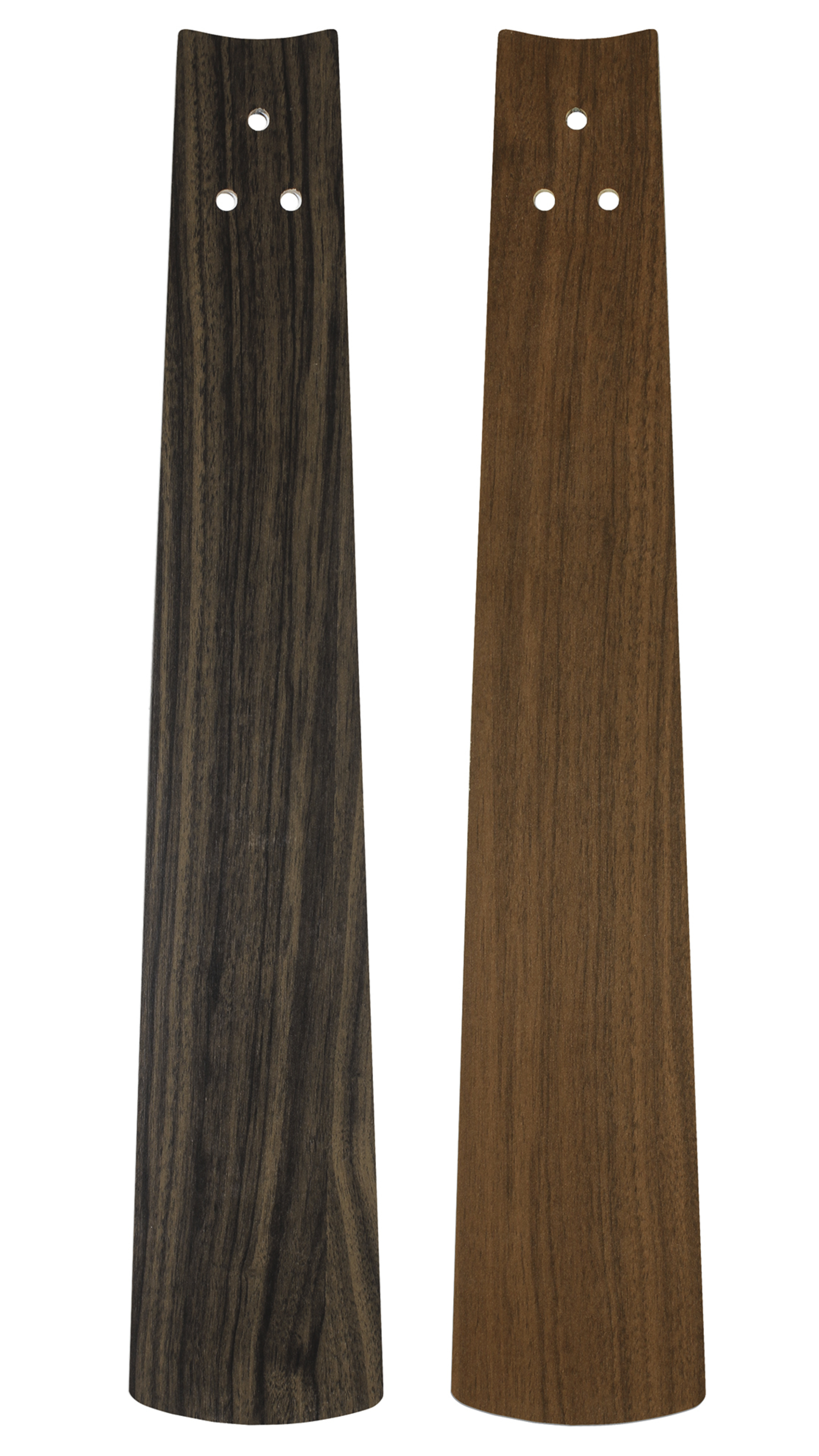 Due pale di ventola in legno, una scura e una chiara, con tre fori sulla parte superiore.