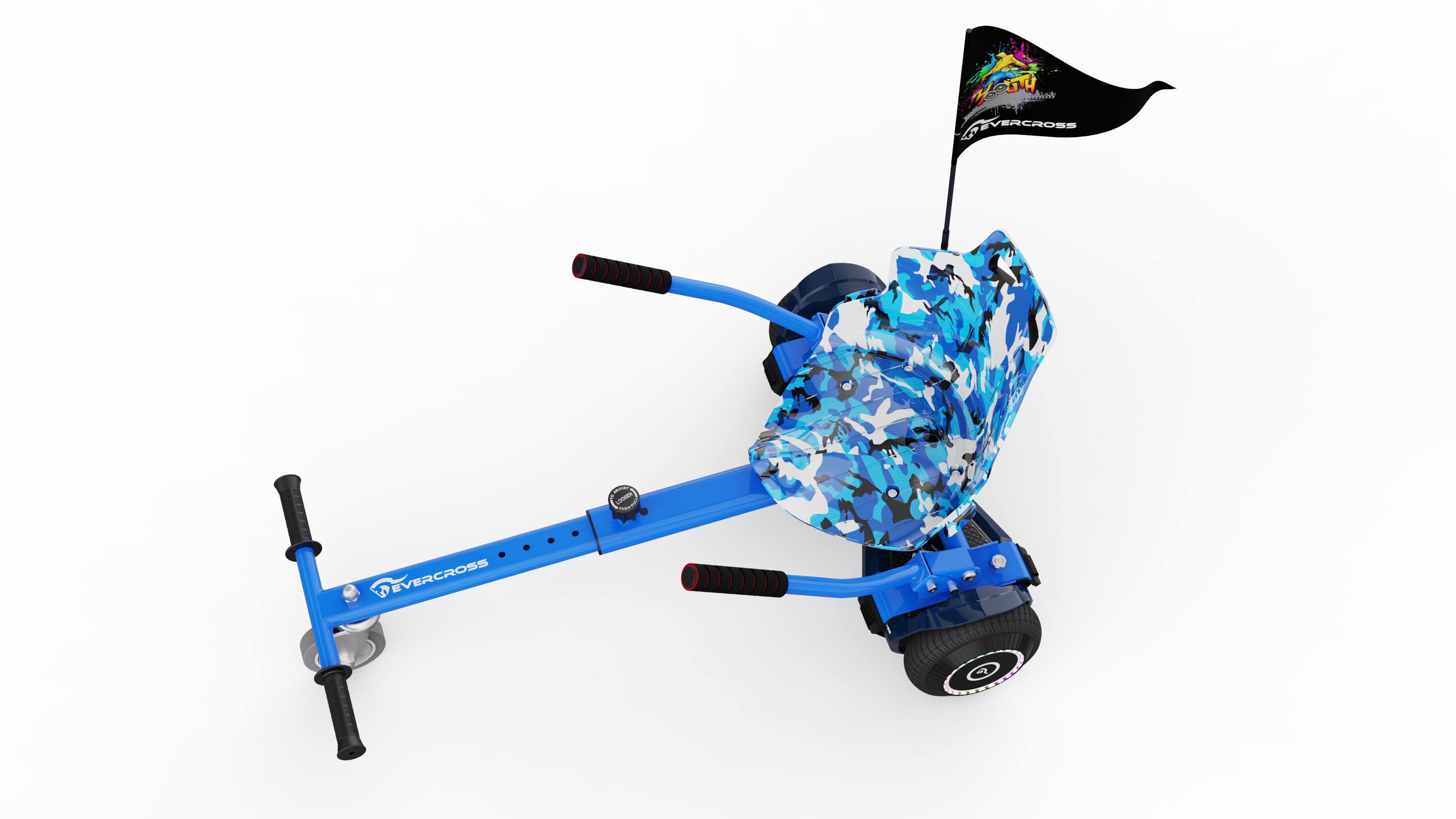 Ein blauer Evercross-Roller mit Camo-Sitz und einer Flagge. Der Hintergrund ist grau.
