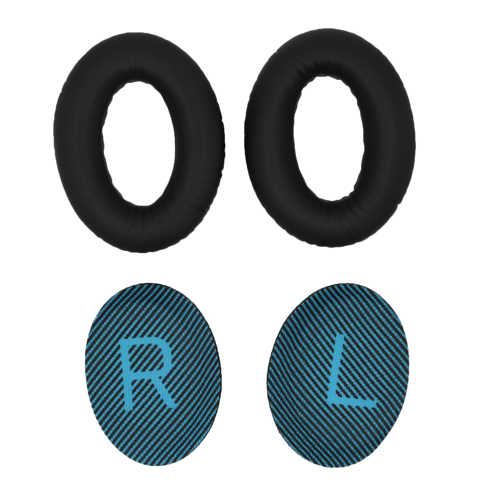 Dwie czarne słuchawki i dwie niebieskie osłony z tkaniny oznaczone 'R' i 'L', do słuchawek.