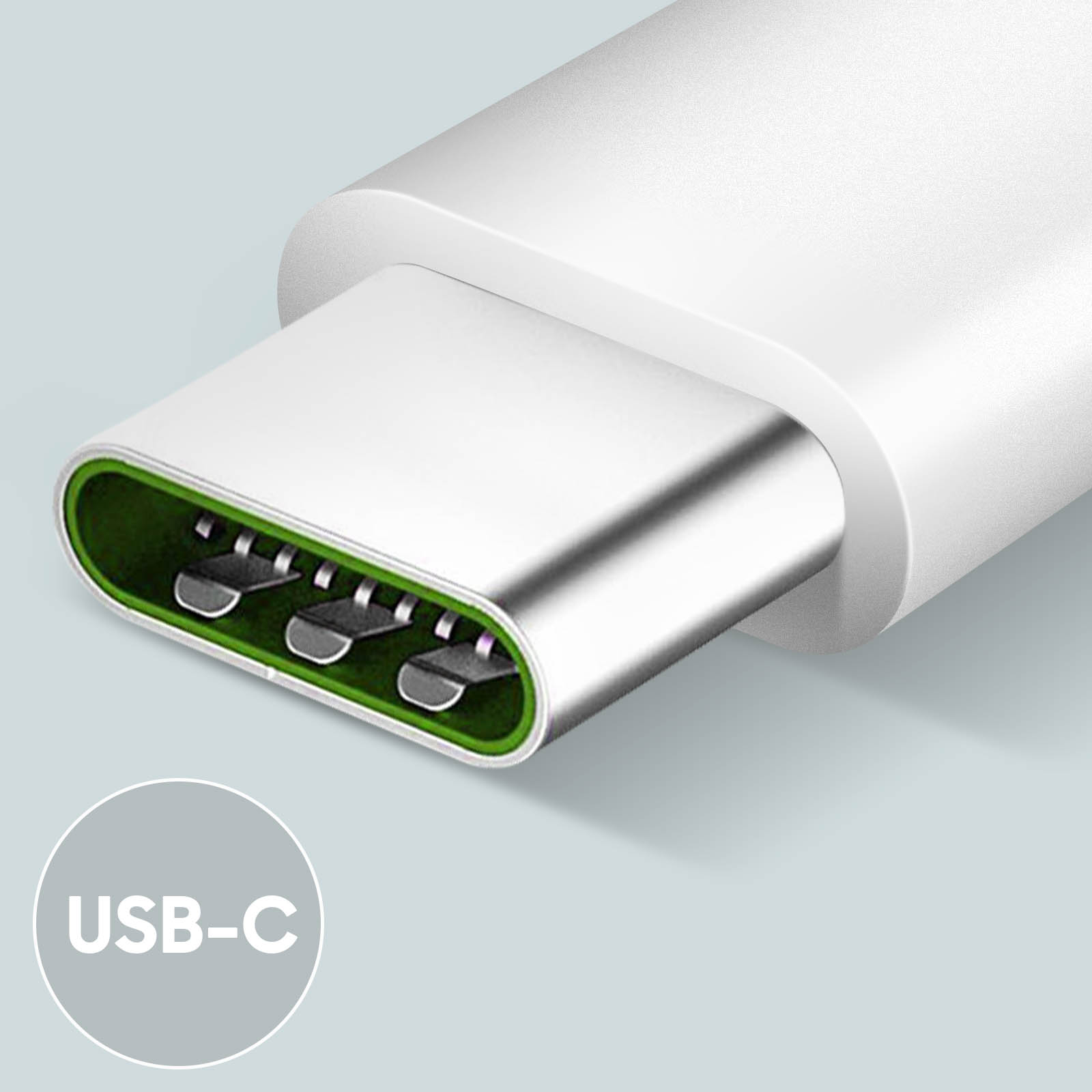 Nahaufnahme eines weißen USB-C-Anschlusses mit grünem Innenraum. Grauer Hintergrund.