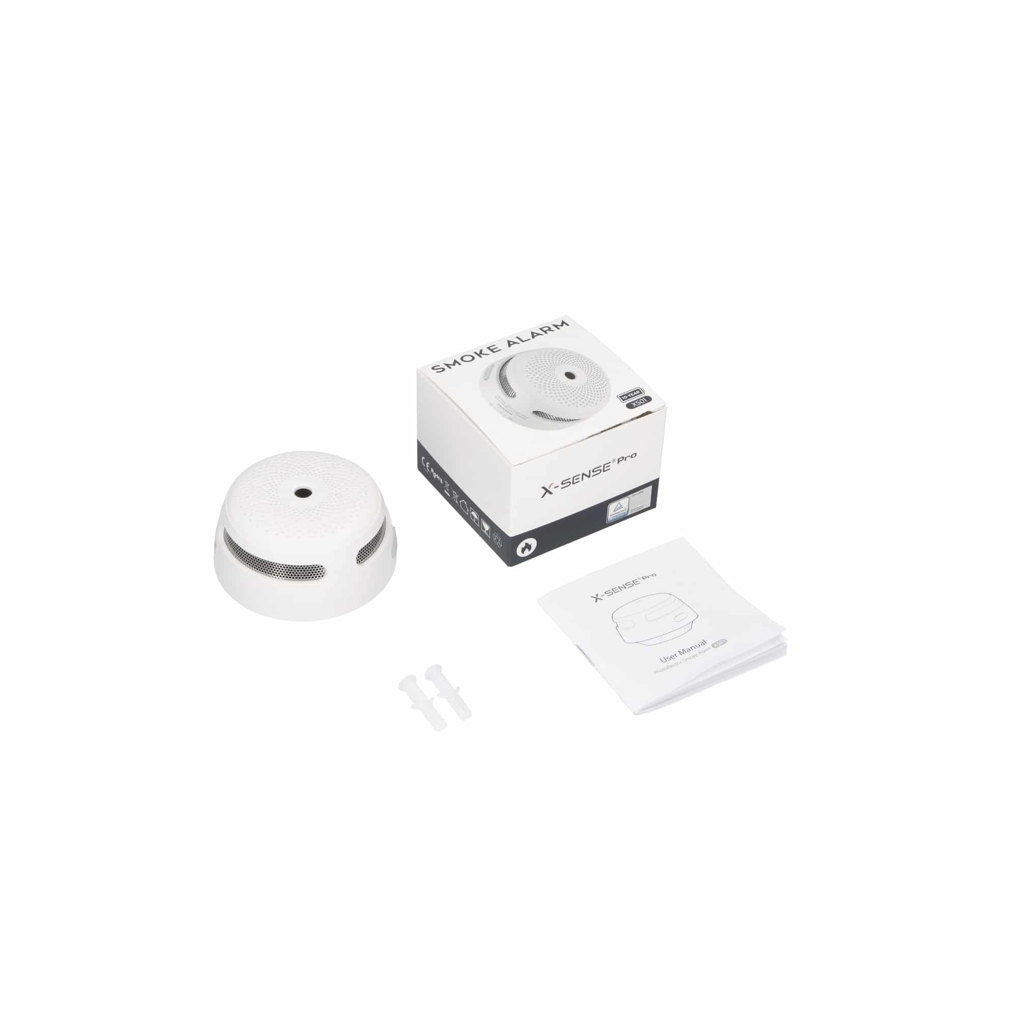 Weißer Rauchmelder, weiße Box und Zubehör. Auf der Box steht 'Smoke Alarm' und 'X-Sense Pro'.