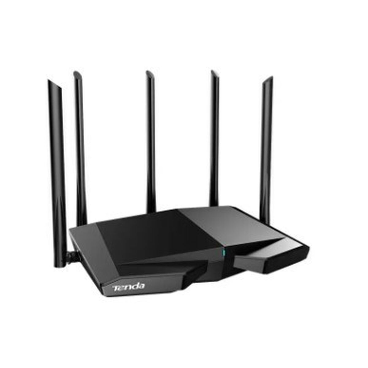 Router Tenda nero con cinque antenne, angolato su sfondo bianco.