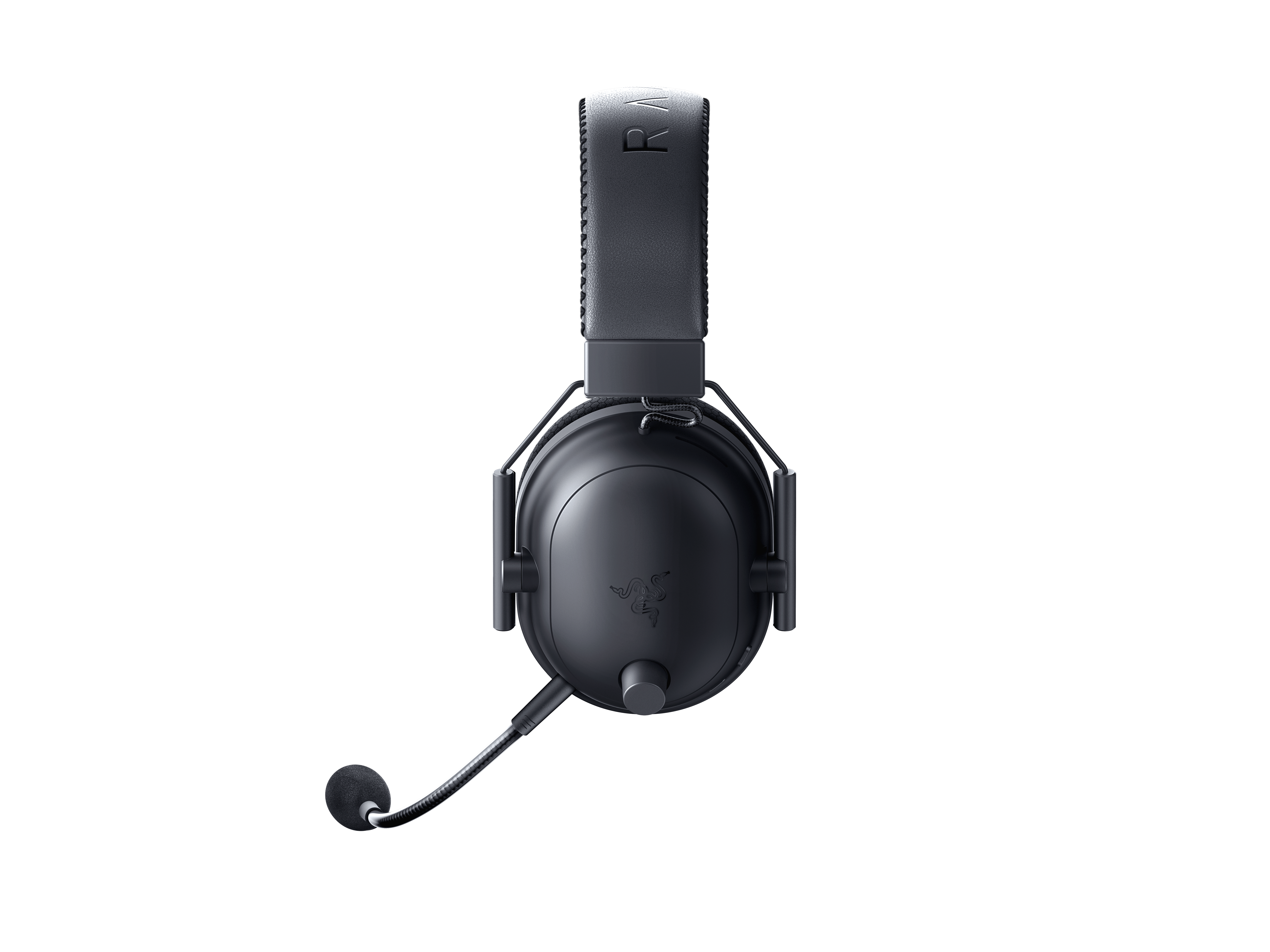 Cuffie nere con microfono, marca Razer. Le cuffie poggiano su uno sfondo bianco.
