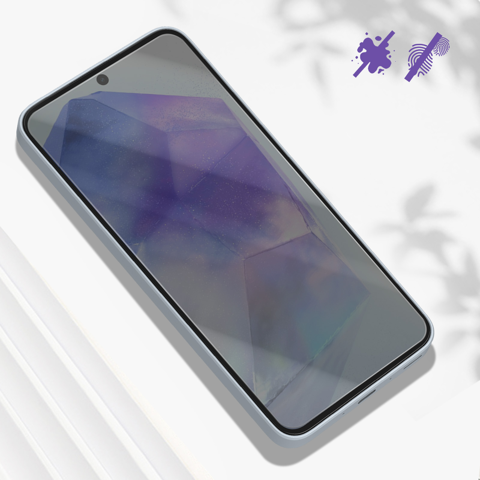Smartphone con protezione schermo, cornice azzurra, su superficie bianca con ombre e icone anti-impronte digitali.