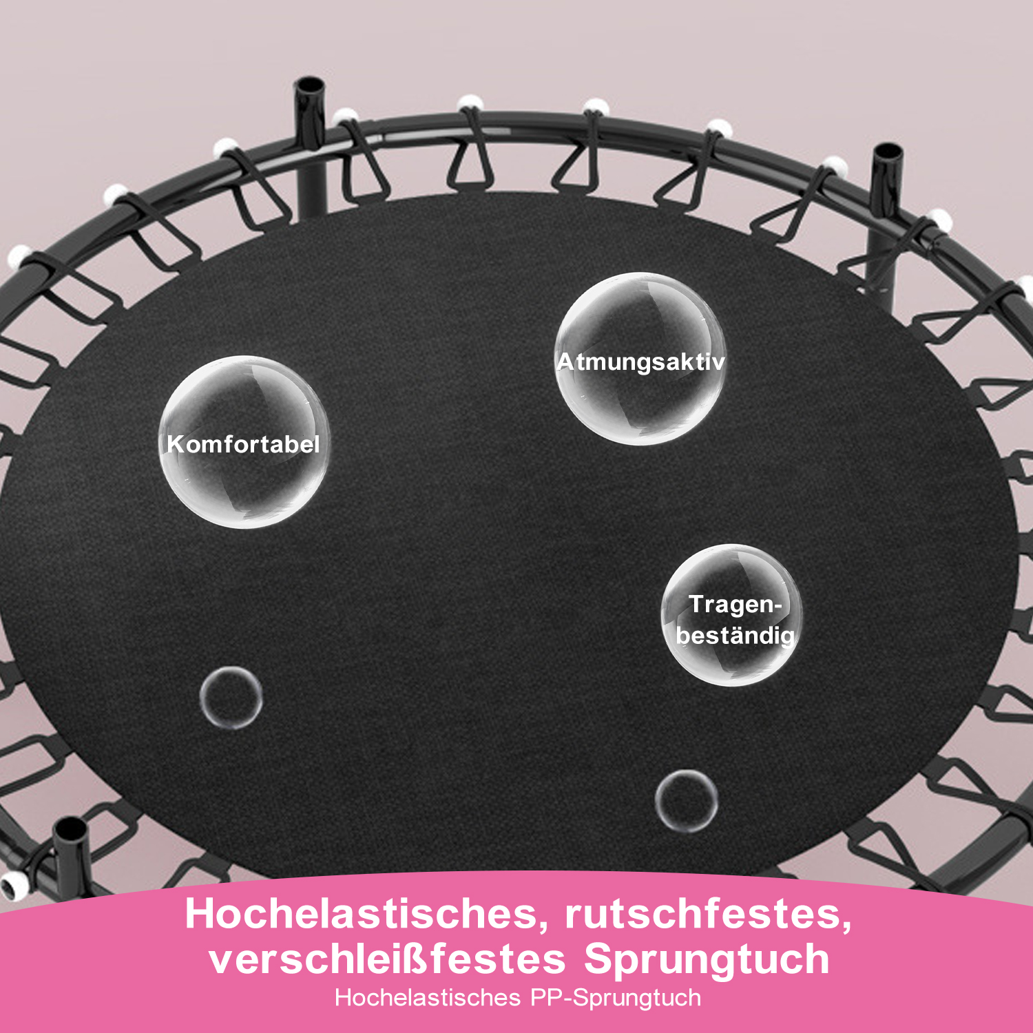 Schwarzes Trampolin mit weißen Rändern und Textblasen. Text lautet 'Komfortabel', 'Atmungsaktiv' und 'Langlebig'.