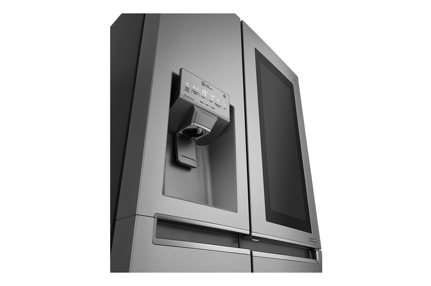 Refrigerador de acero inoxidable con dispensador de agua y pantalla táctil en la puerta. Muestra la temperatura y ajustes.