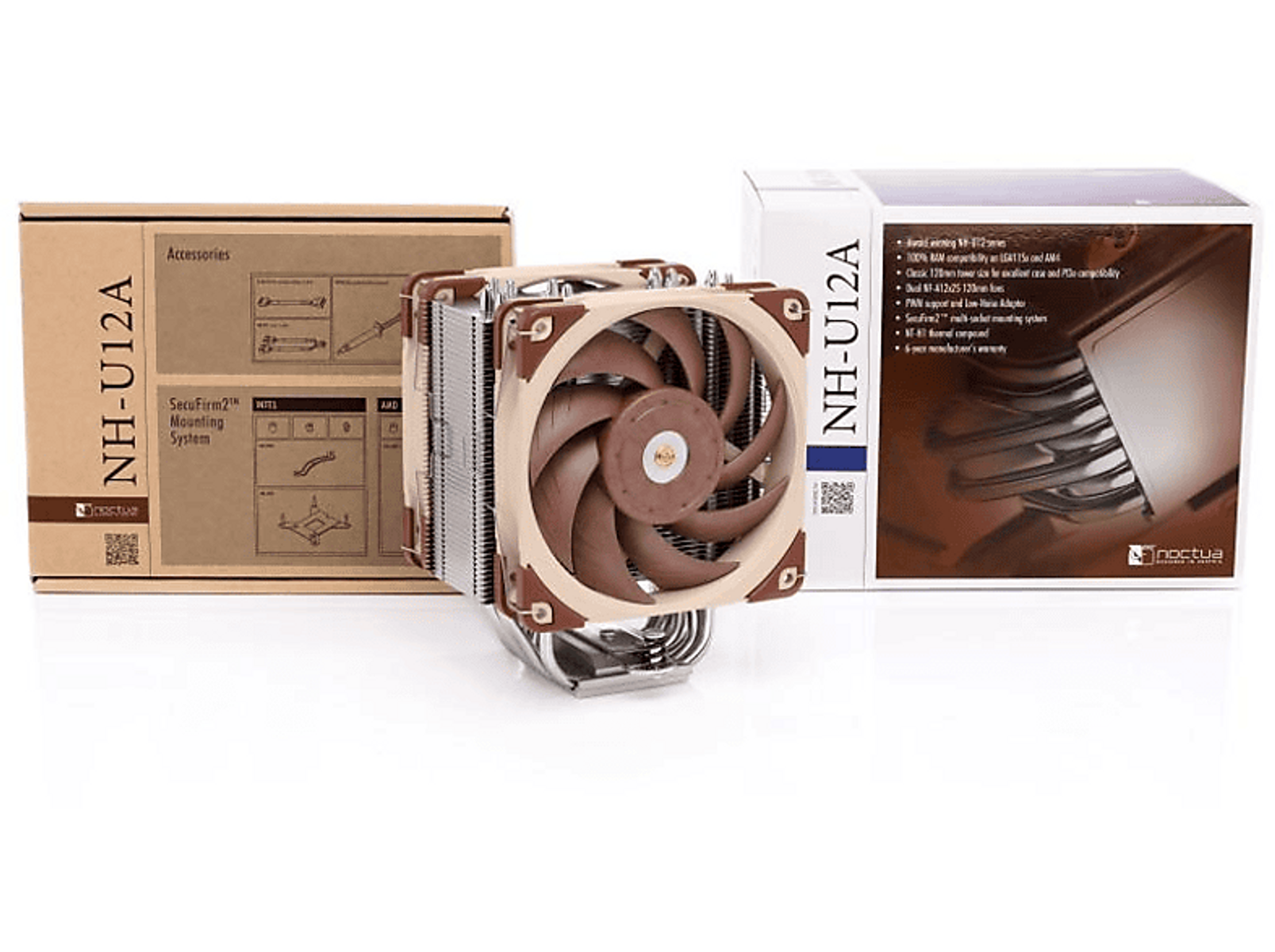 Chłodnica procesora komputera z dwoma pudełkami. Chłodnica ma wentylator i radiator.