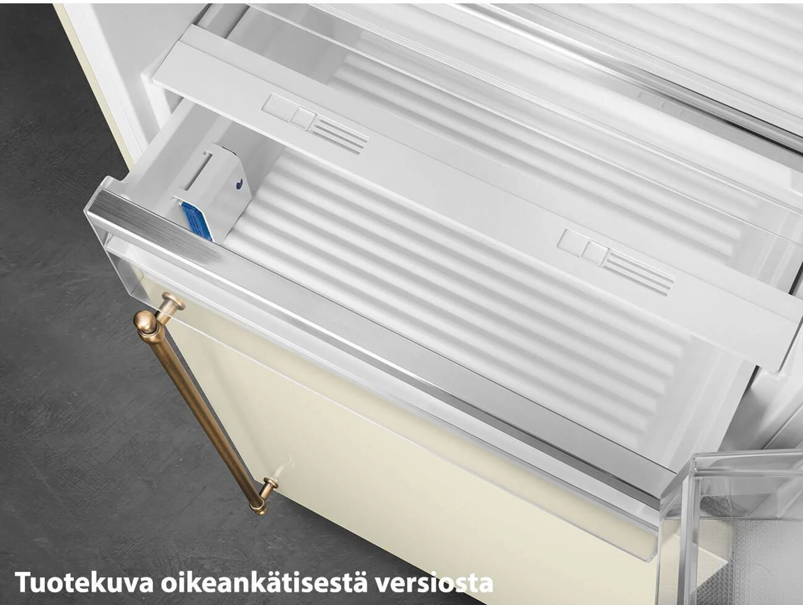 Cajón de refrigerador con un objeto azul dentro.