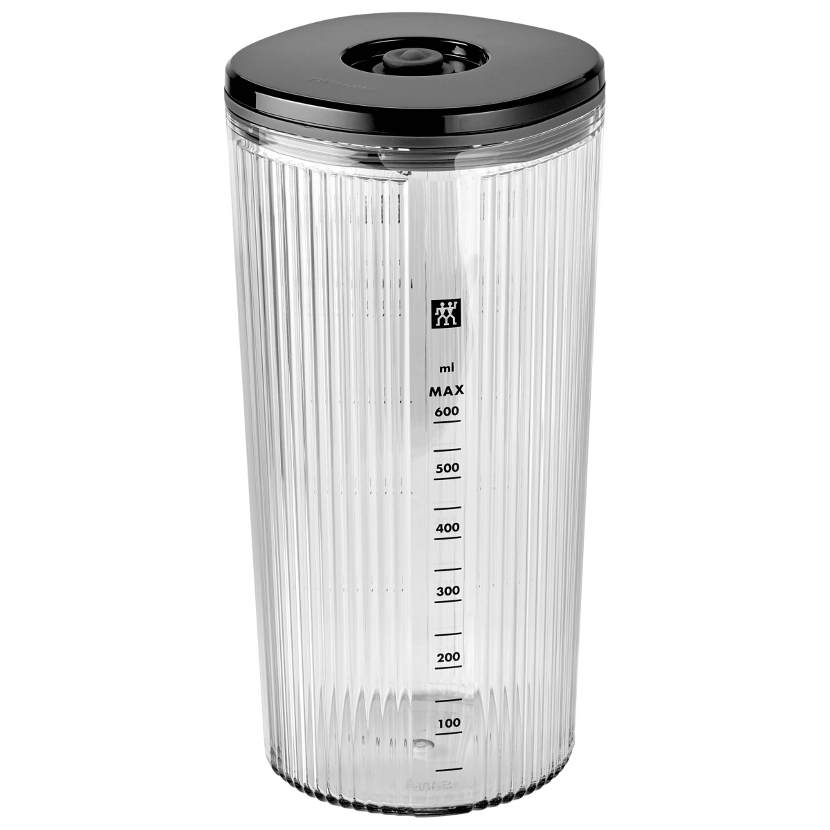 Przezroczysty, żebrowany pojemnik z tworzywa sztucznego z czarną pokrywą, oznaczony pomiarami objętości.