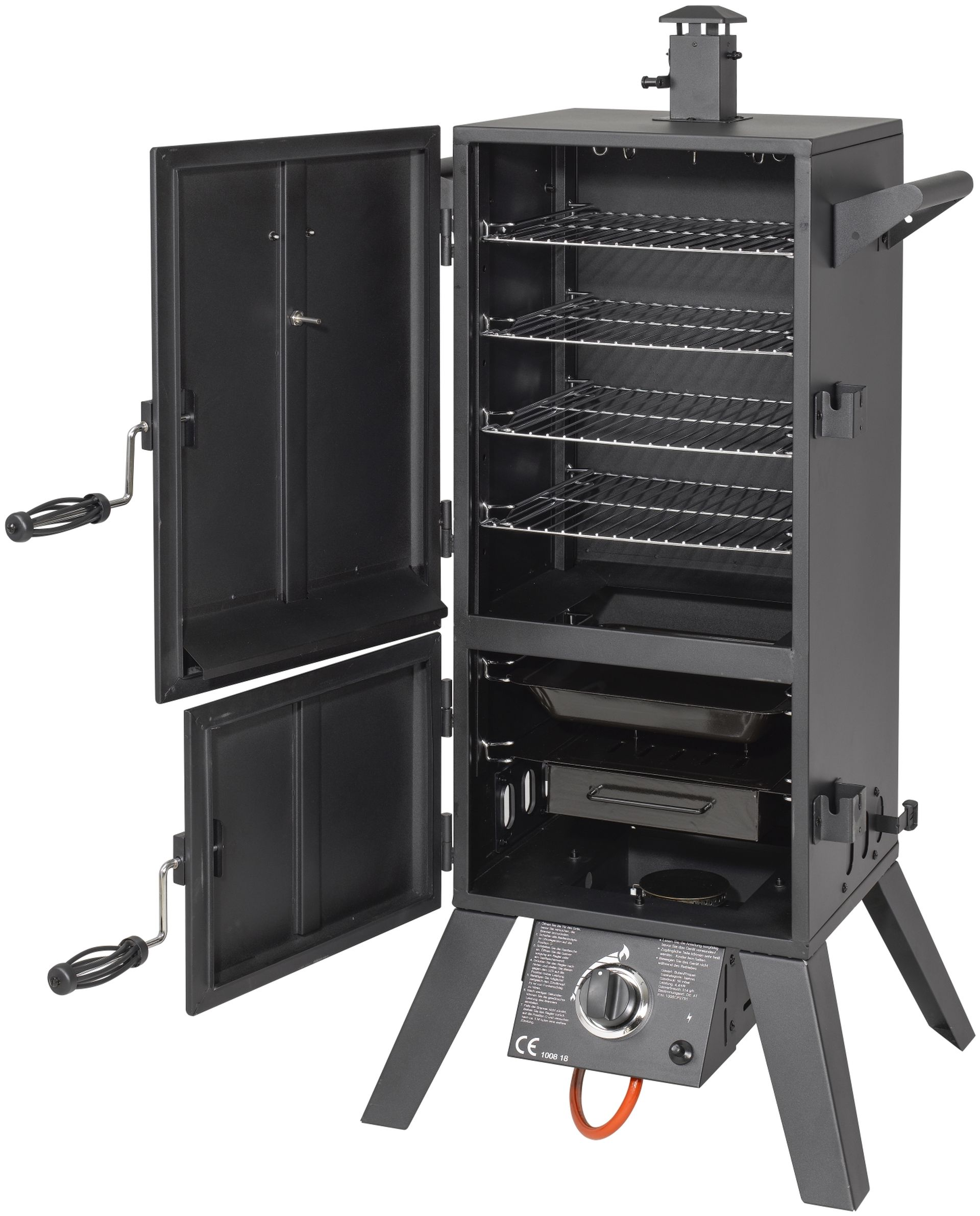 Schwarzer Smoker mit offenen Türen, Rosten und Gasbrenner unten.