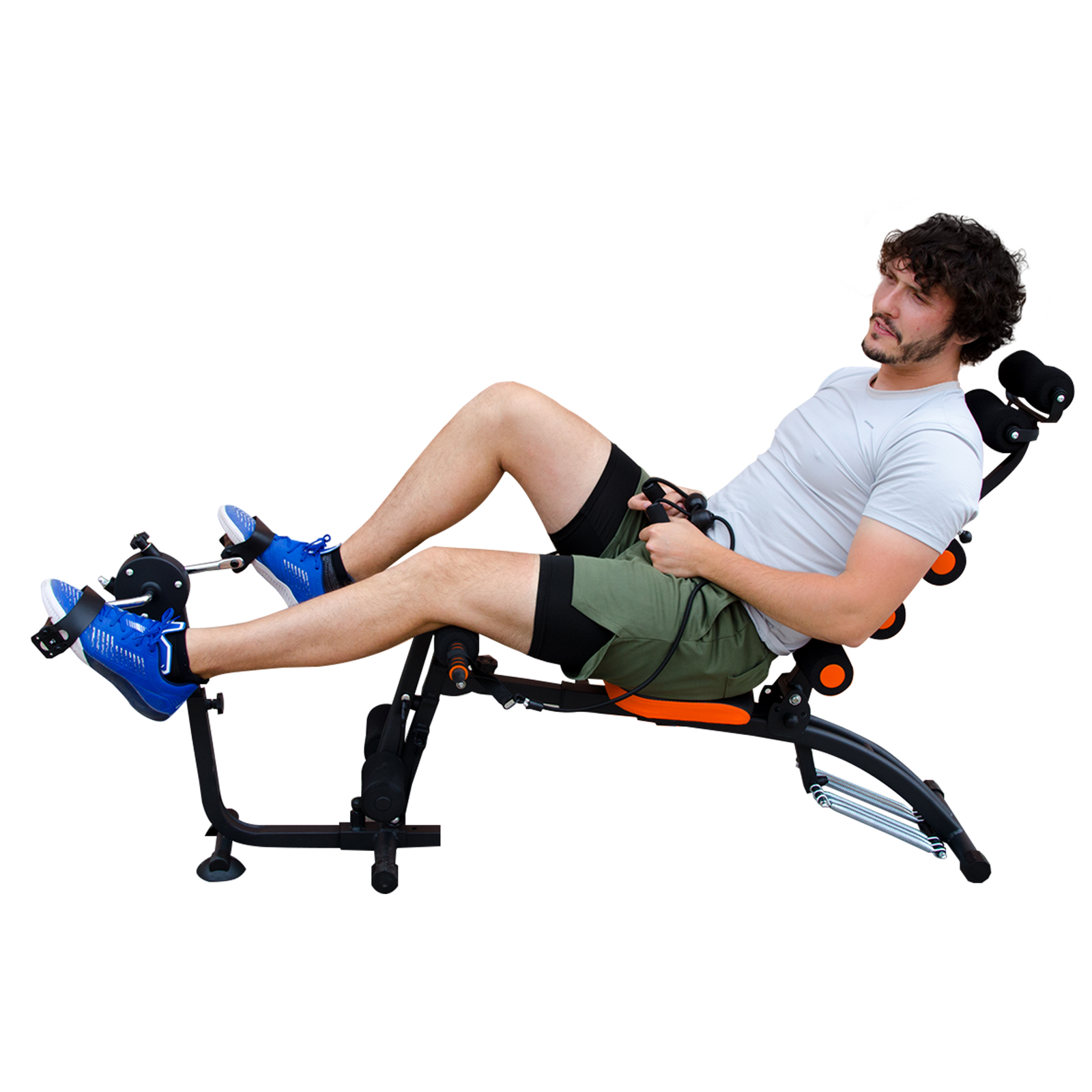 Hombre haciendo ejercicio con máquina Six Pack Care, tumbado, sobre fondo blanco.