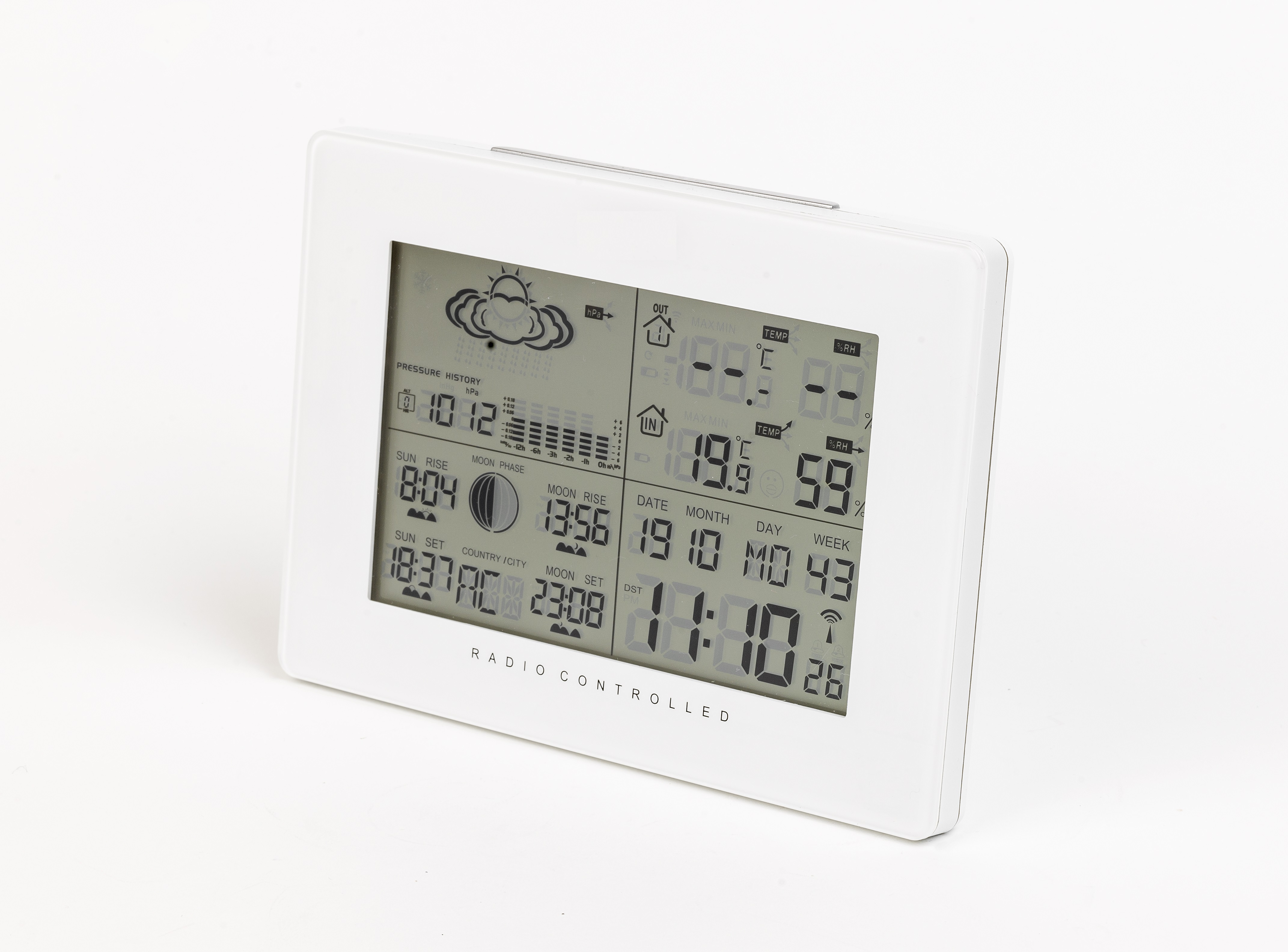 White weather station displaying time, temperature, humidity, and weather forecast.