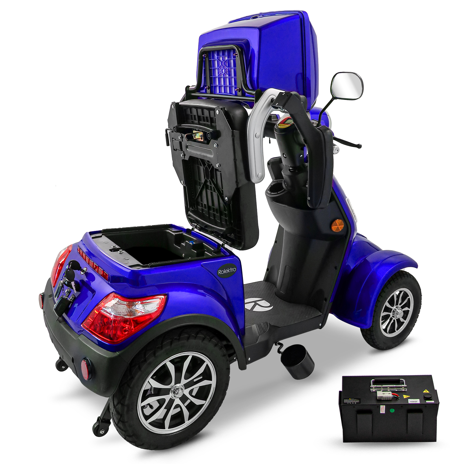 Blauer Mobilitätsscooter mit Sitz und Batterie auf weißem Hintergrund.