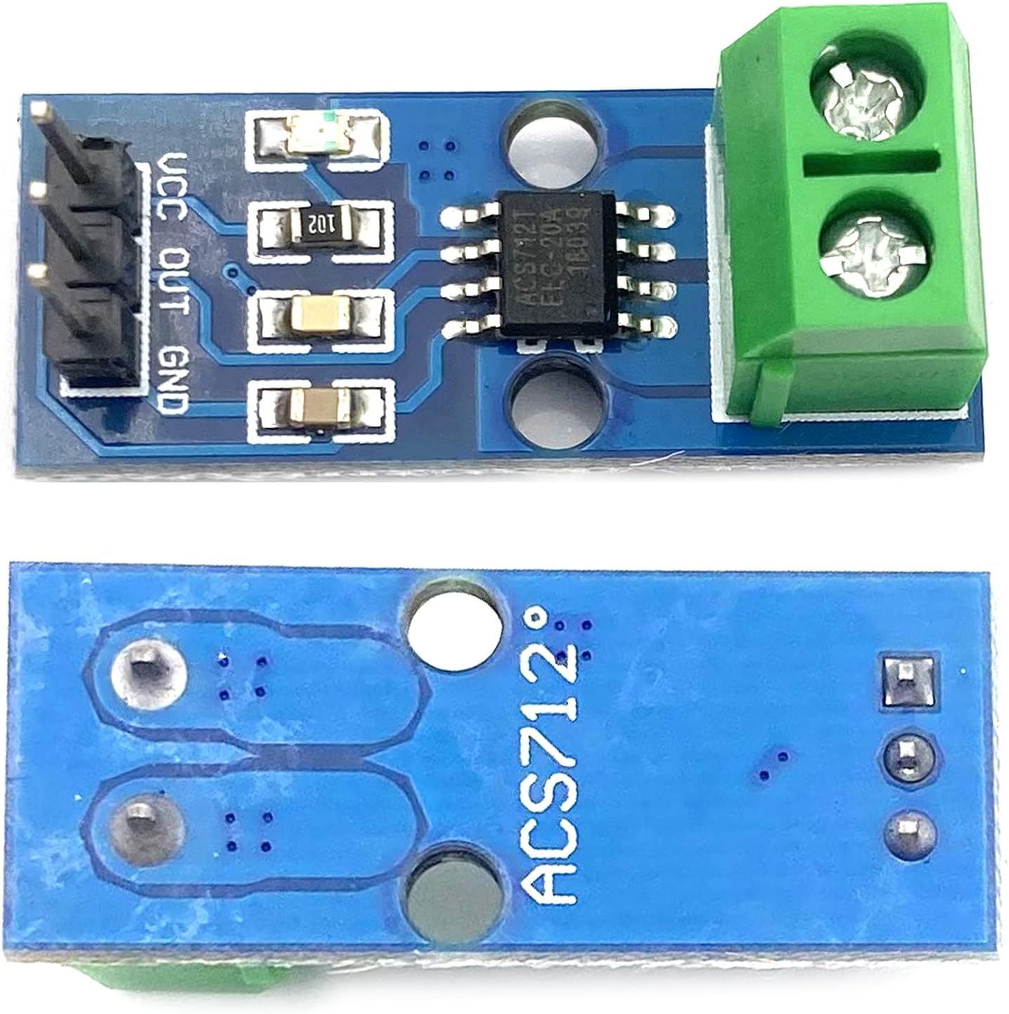 Blaue elektronische Leiterplatte mit Komponenten und Steckern.