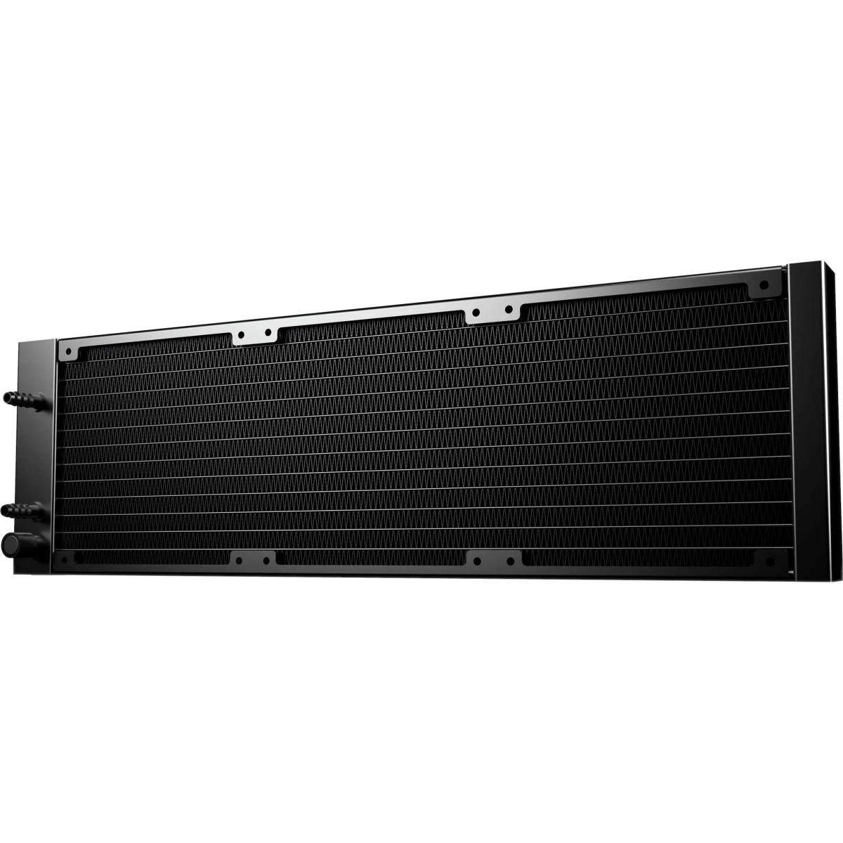 Radiatore nero con alette. Tubi del liquido refrigerante laterali. Per il raffreddamento del computer. Sfondo bianco.