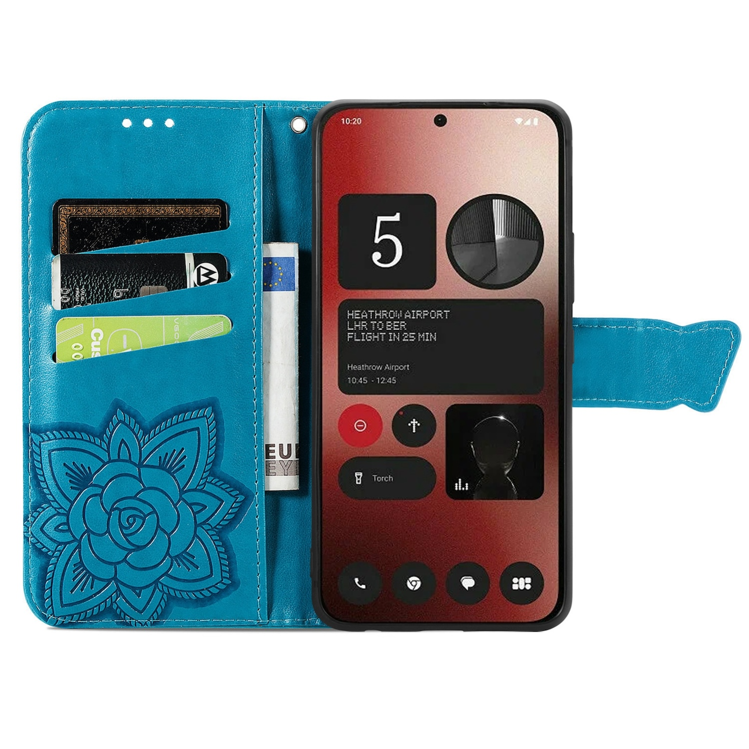 Geöffnete blaue Handyhülle mit Smartphone. Das Telefon zeigt eine Uhr und mehrere App-Symbole.