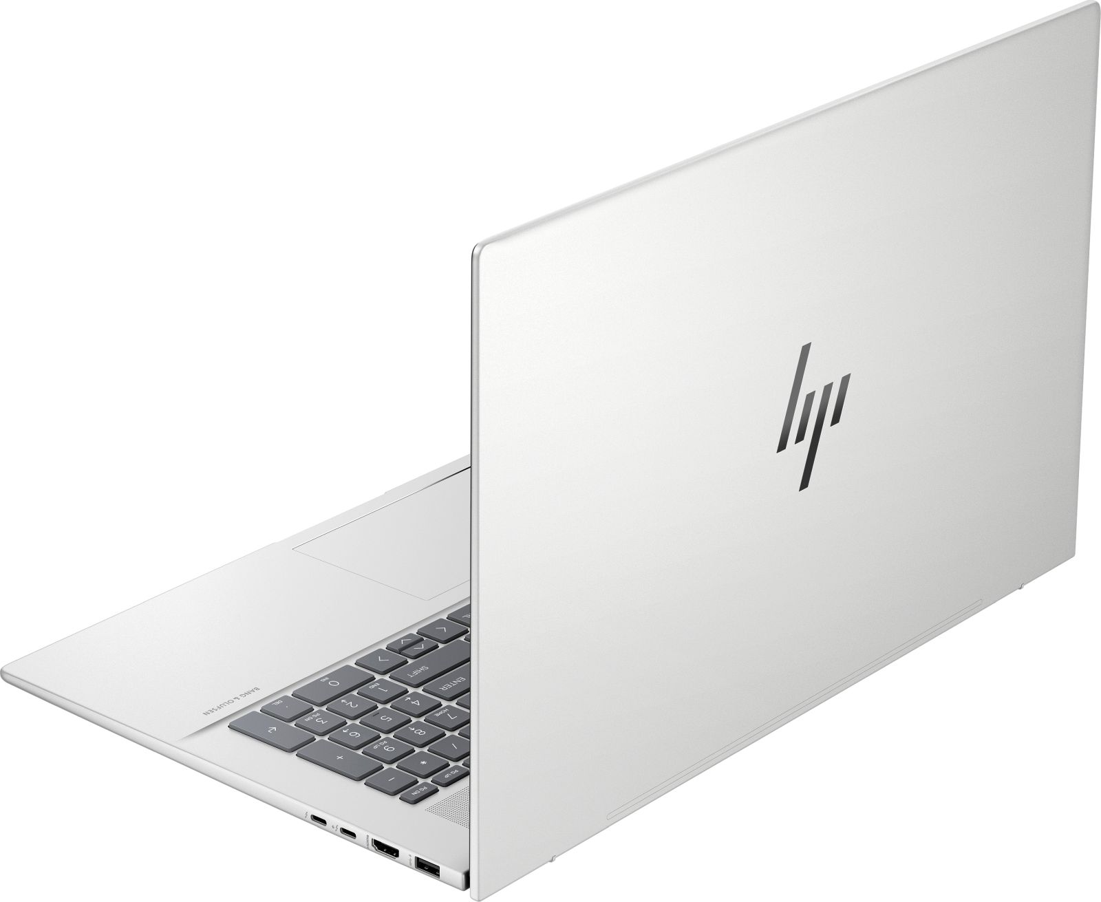 Biały laptop pokazujący tył z logo HP i widoczną klawiaturą.