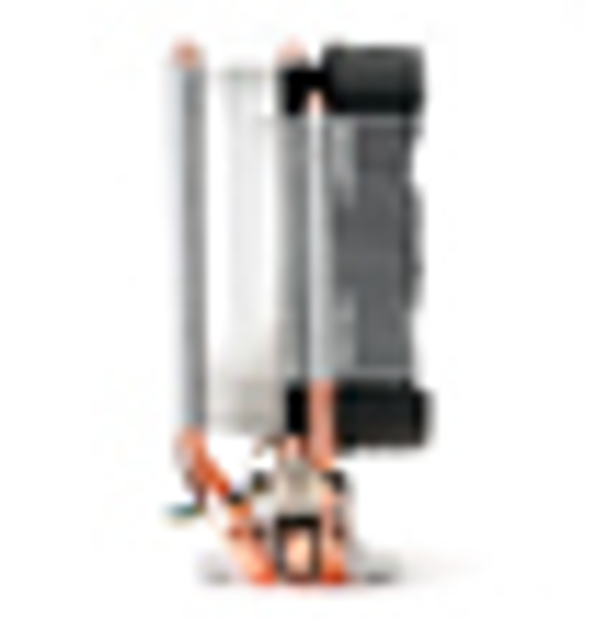 Komponent komputera, chłodnica CPU, z wentylatorem. Ma białe tło.