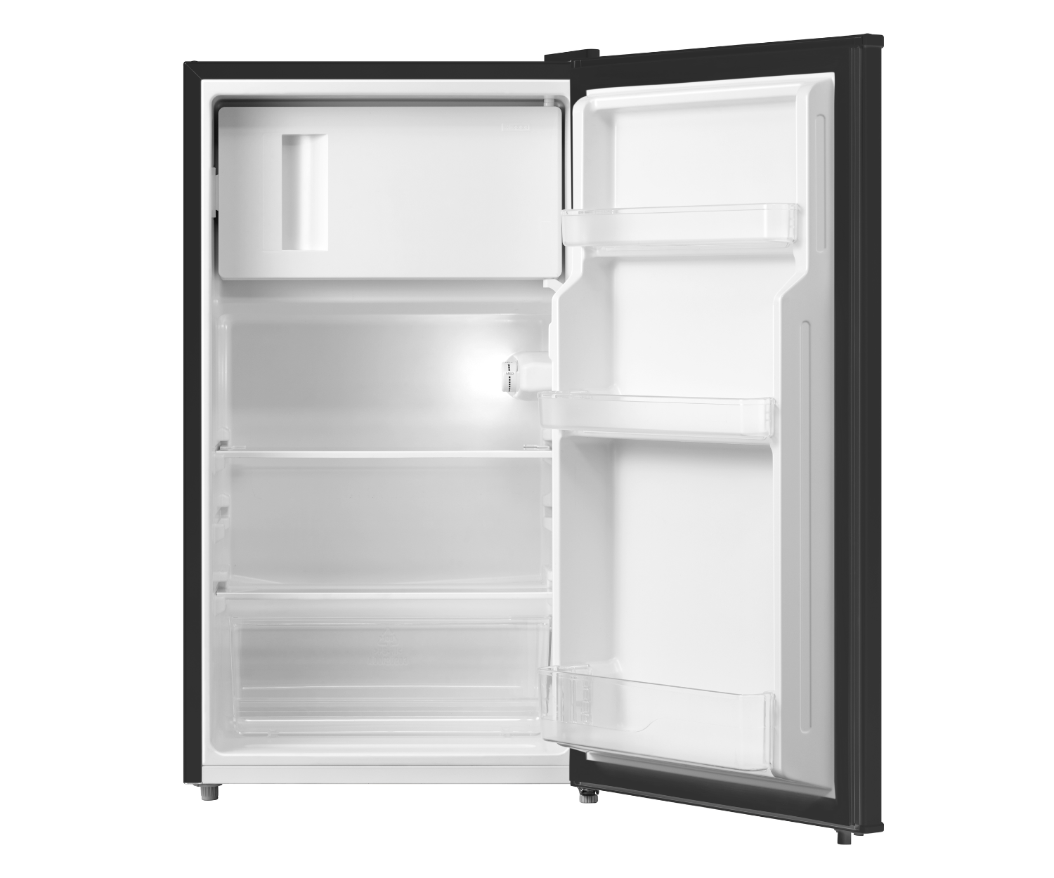 Réfrigérateur noir ouvert, étagères avec contenu. Le réfrigérateur est ouvert, montrant les étagères et l'intérieur blanc.