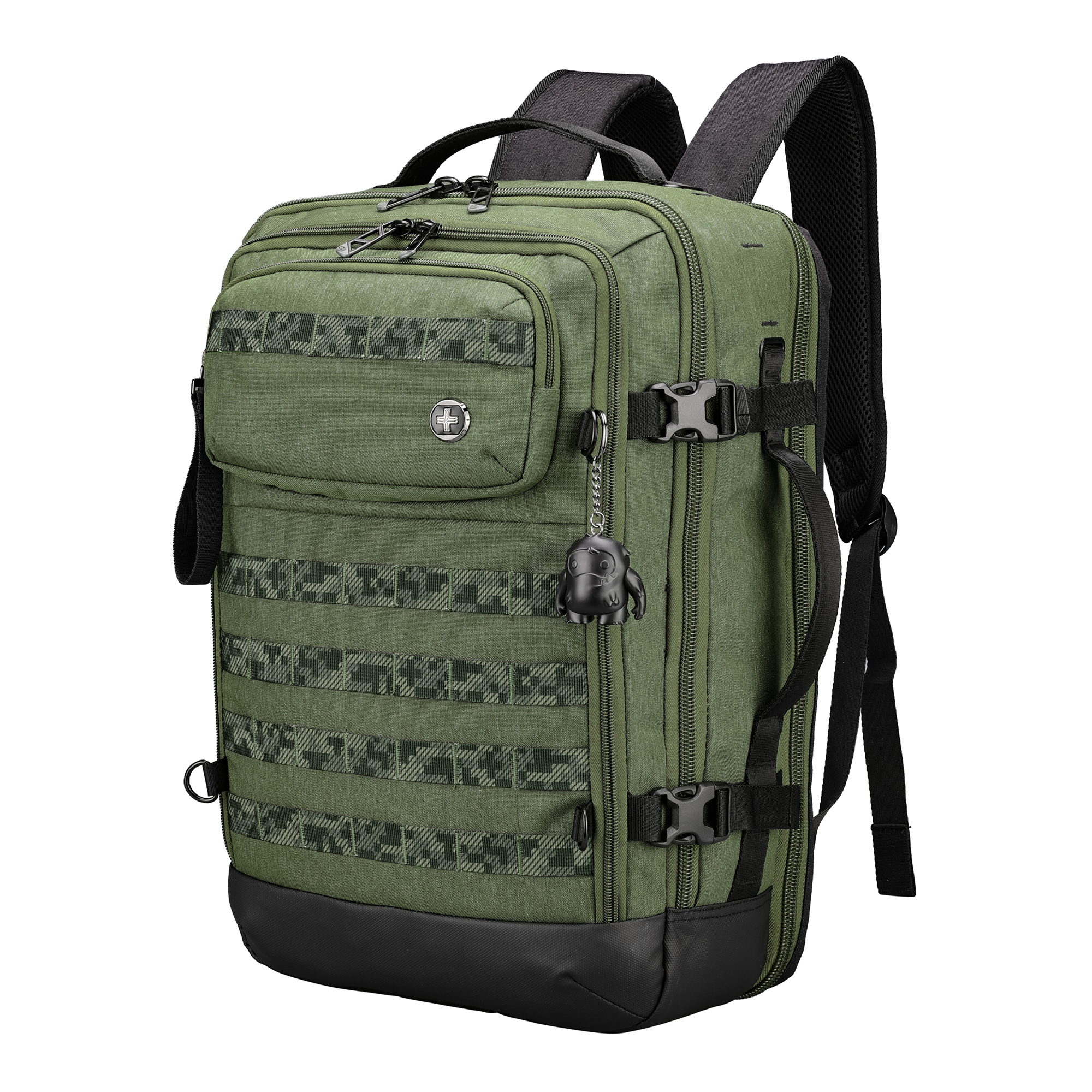 Zaino verde con scomparti multipli e cinghie nere, su sfondo bianco.