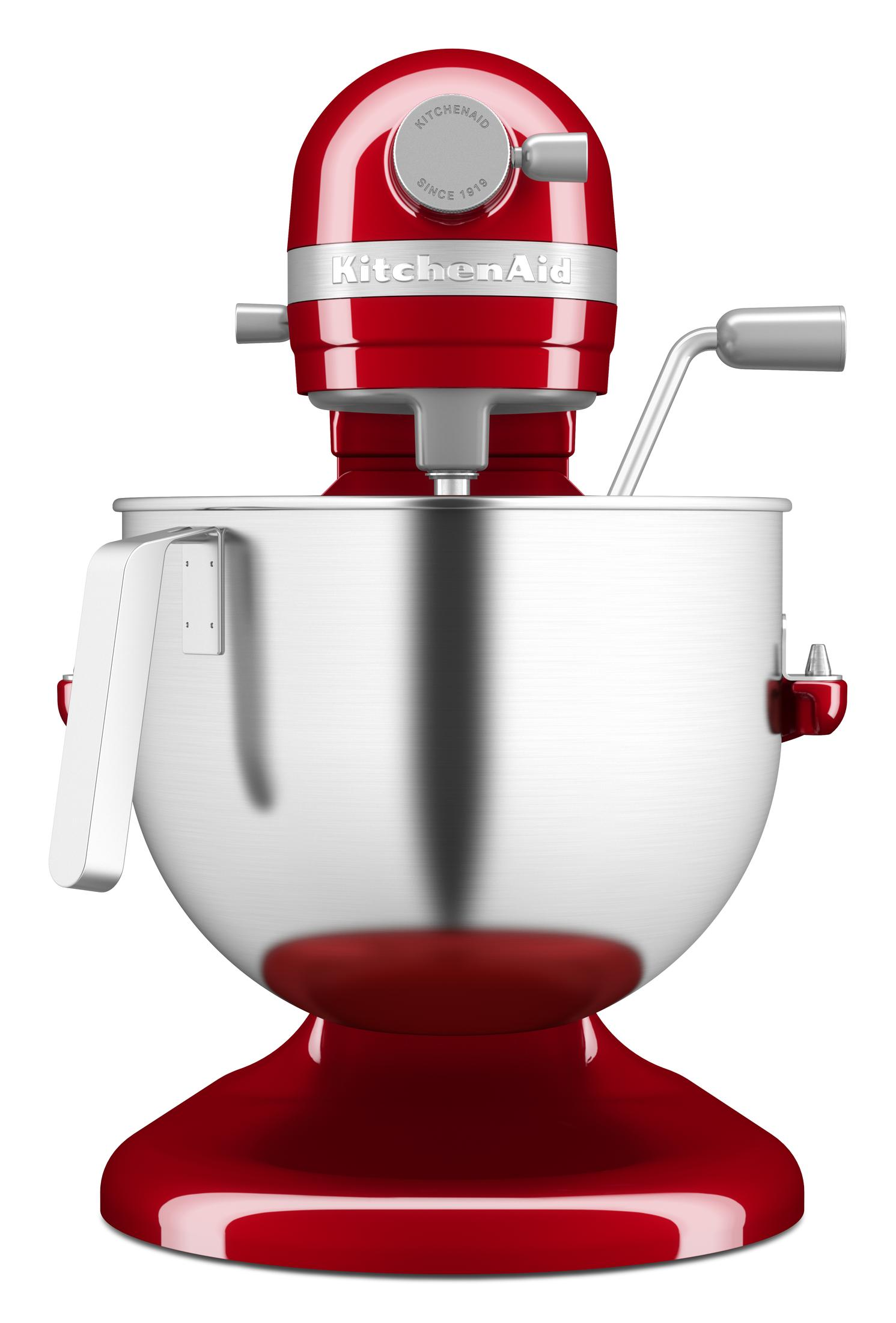 Roter KitchenAid-Küchenmixer. Er hat eine silberne Schüssel und einen Griff.