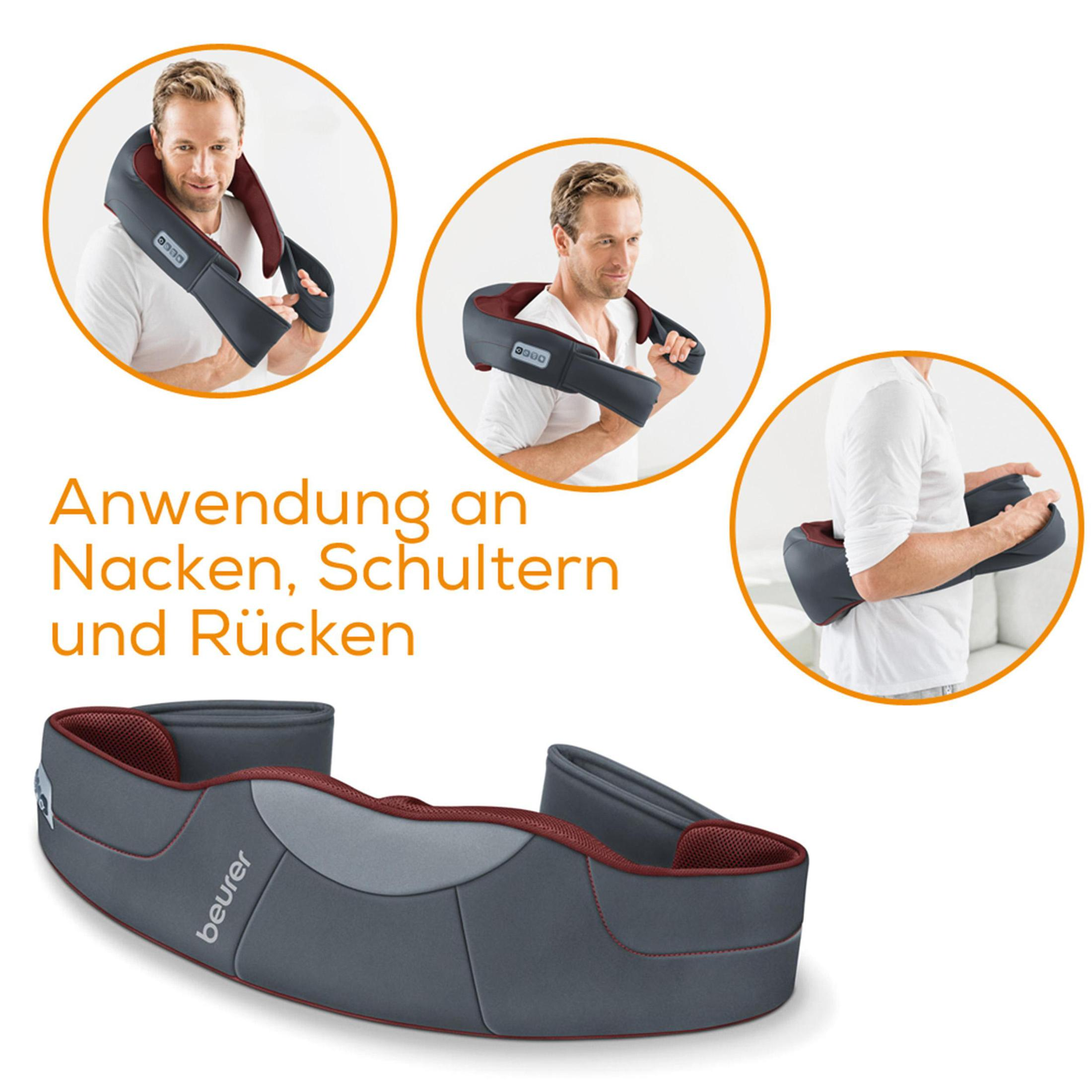 Mann, der ein Nacken- und Schultermassagegerät demonstriert.
