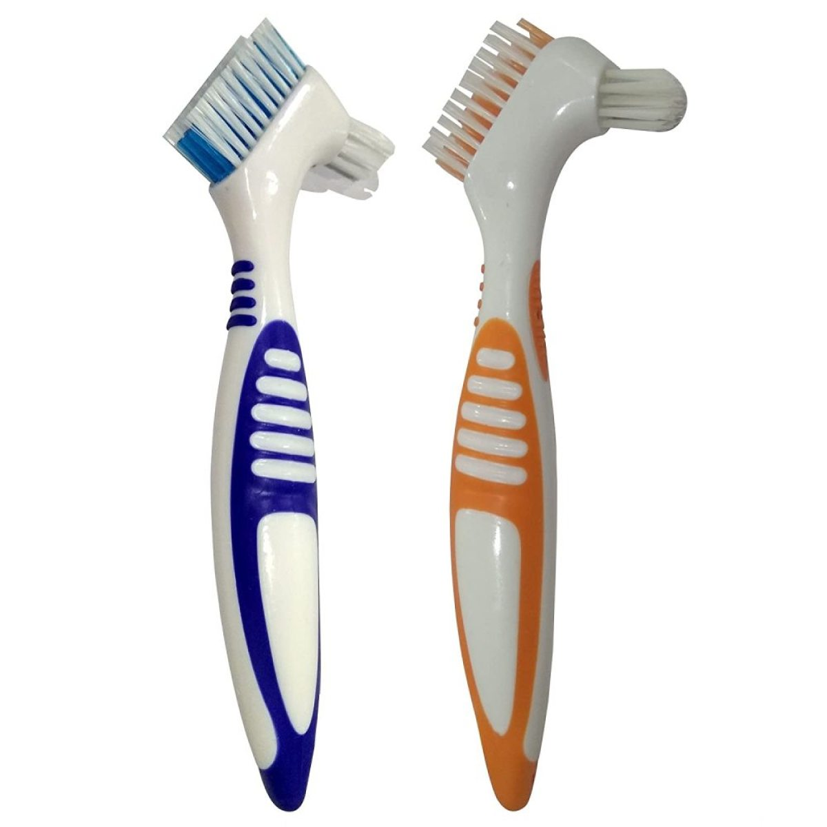Zwei Zahnbürsten für Zahnprothesen, weiß-blau und weiß-orange.