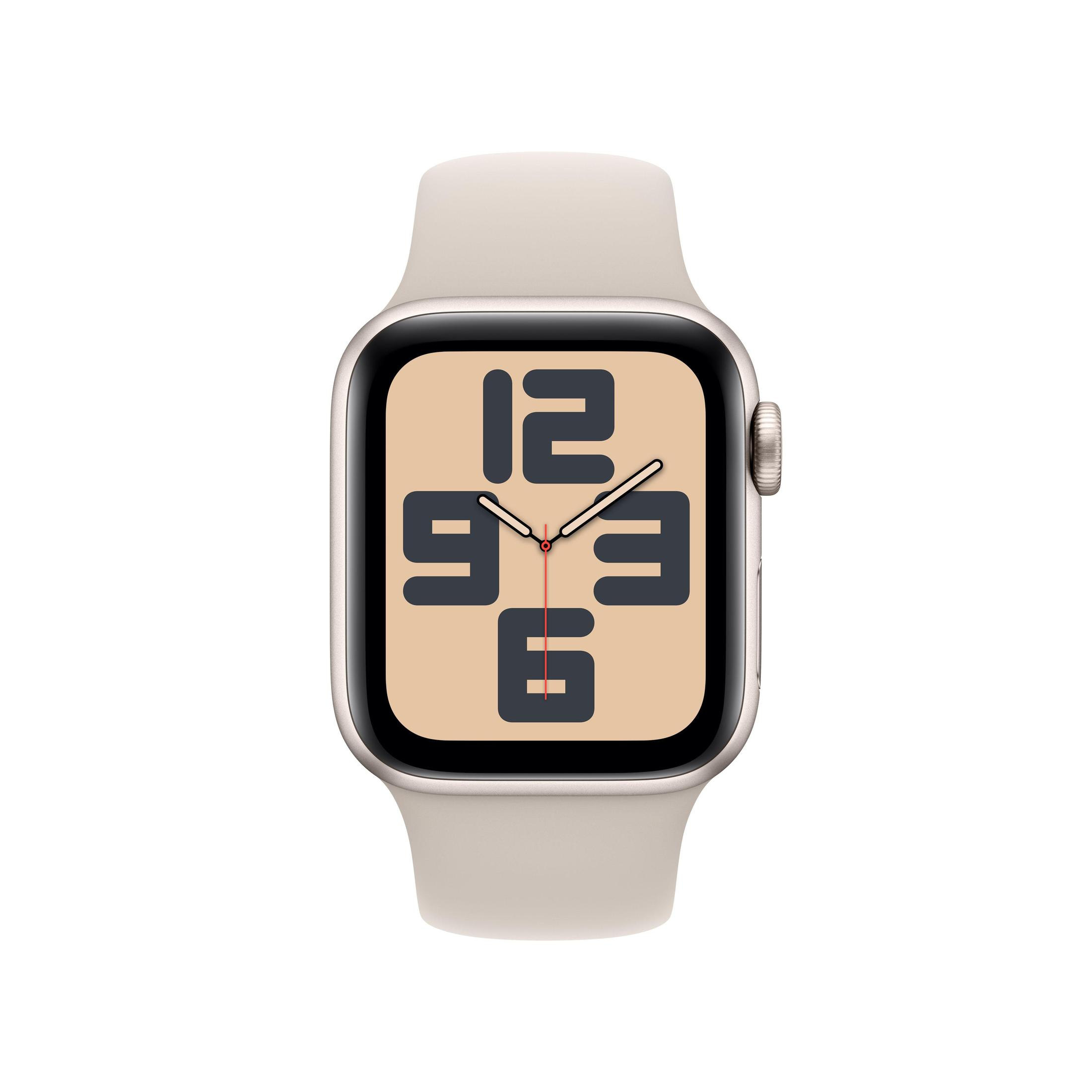 Beige Apple Watch mit hellfarbenem Armband, das die Uhrzeit anzeigt.