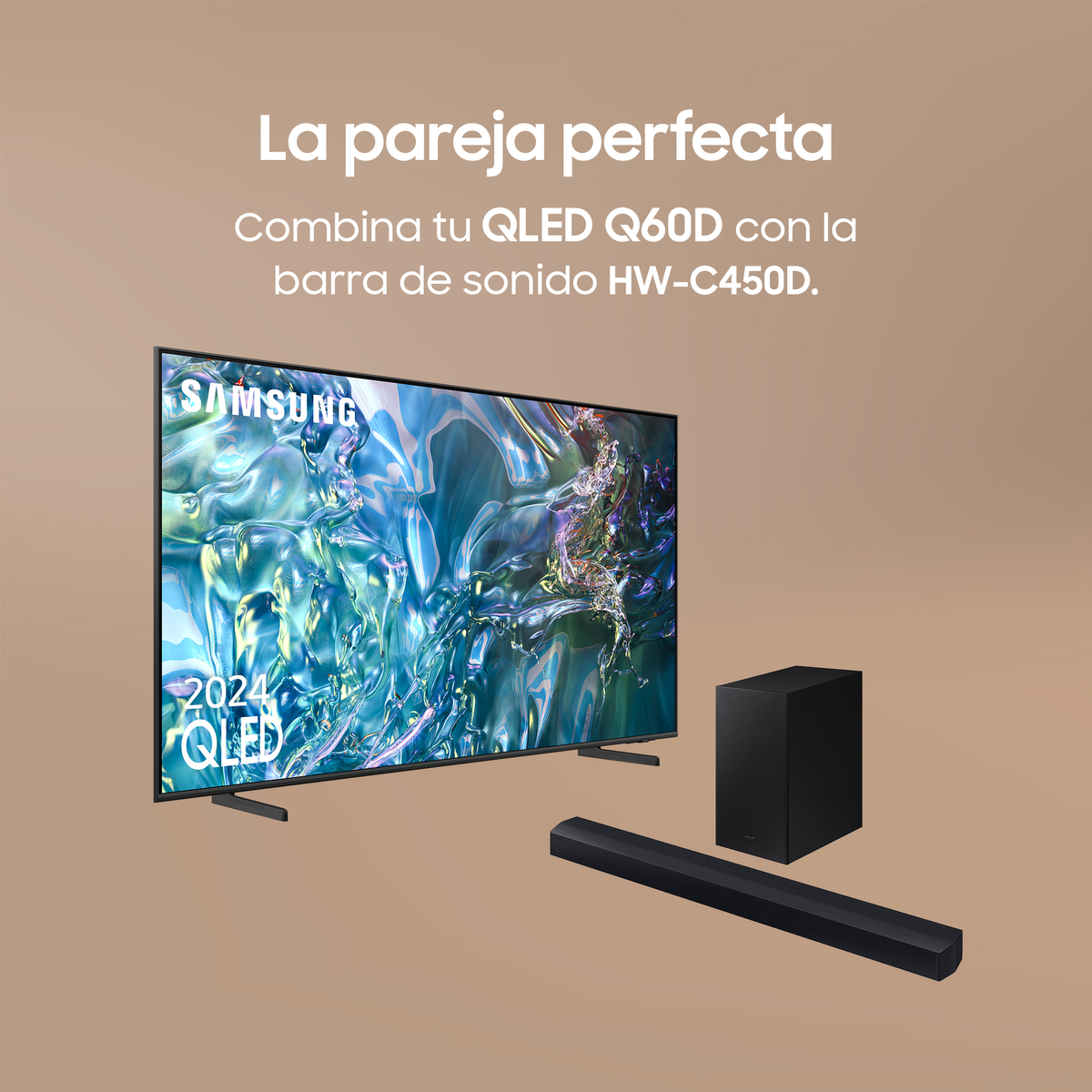 TV e soundbar su sfondo marrone chiaro.