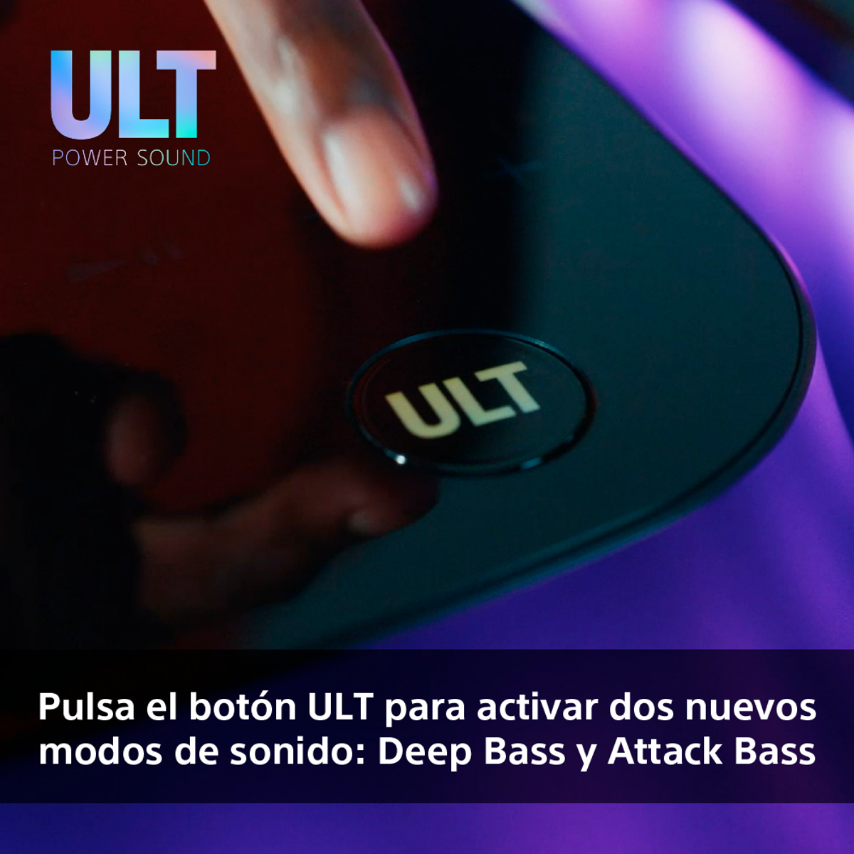 Un dito preme il pulsante ULT su un dispositivo nero.