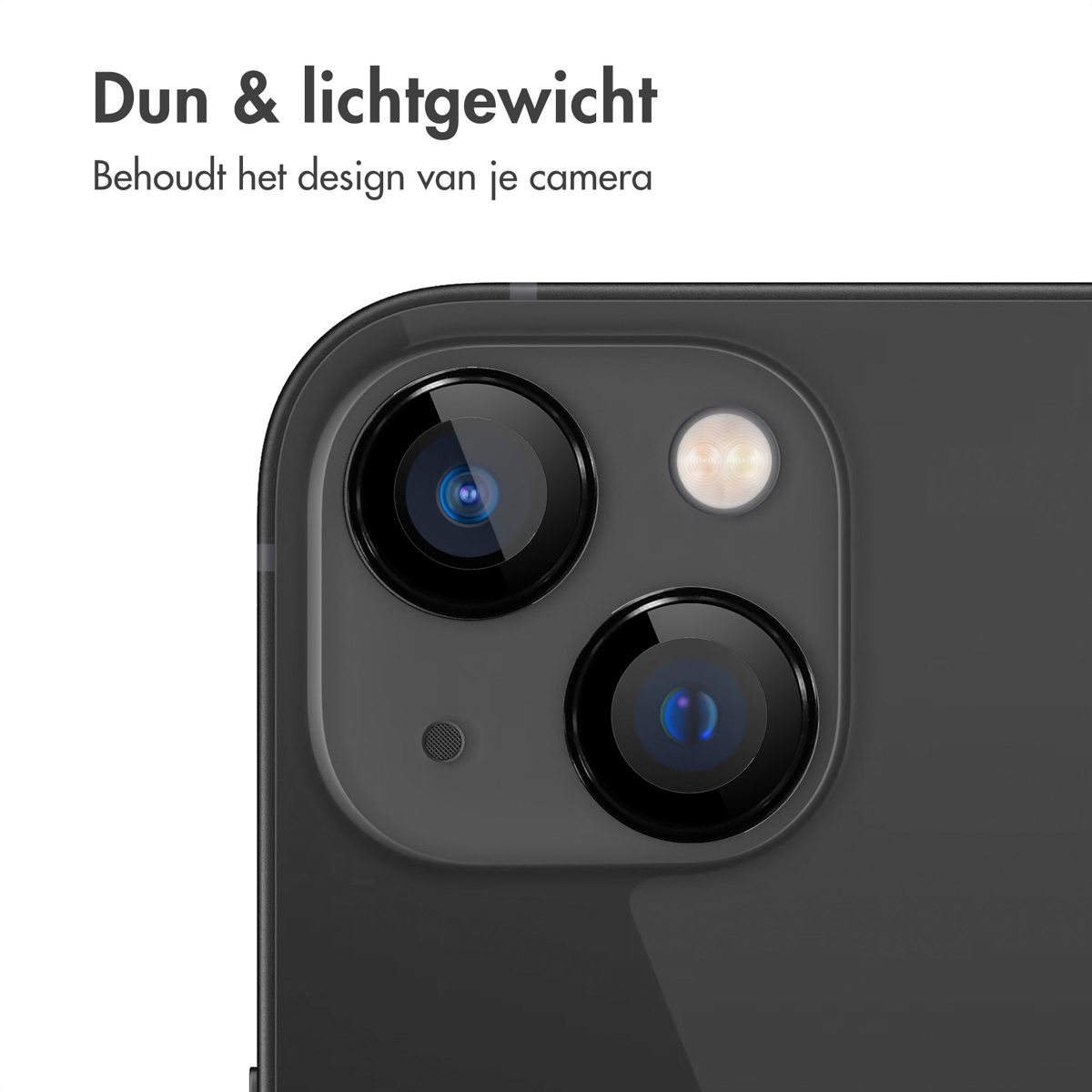 Close-up van een zwarte smartphonecamera met twee lenzen en een flitser.
