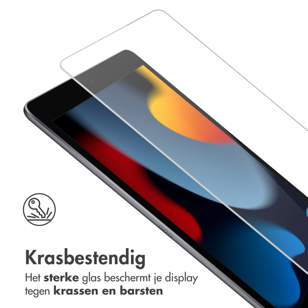 Tablet with a screen protector partially lifted, showing the screen. Text in Dutch.