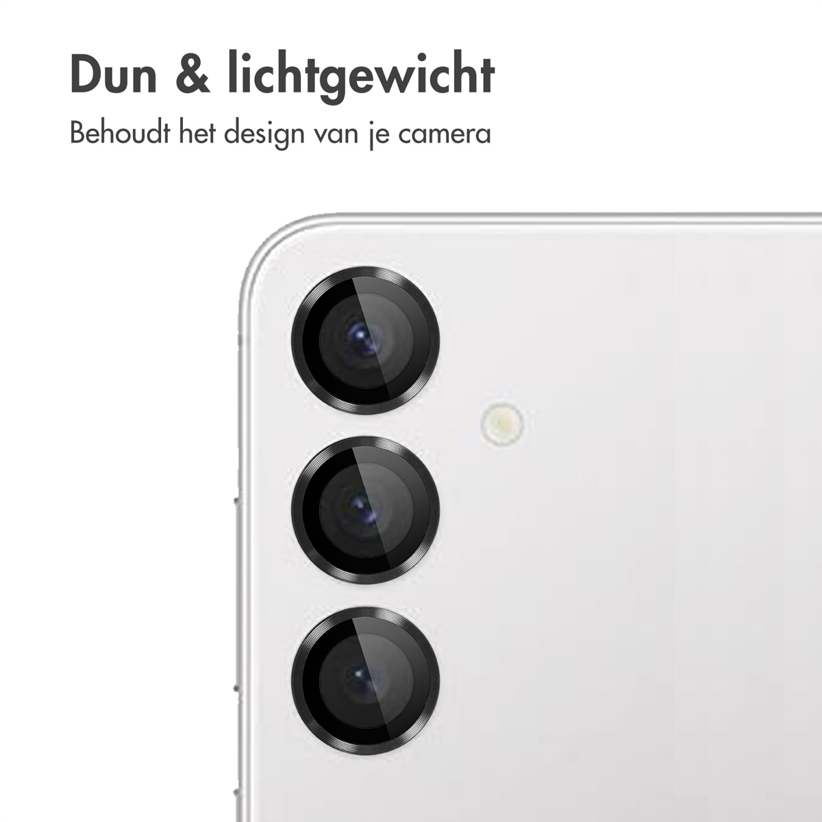 Telefoonachterkant, met cameralenzen, benadrukt het ontwerp en de lichtgewicht camerabescherming.
