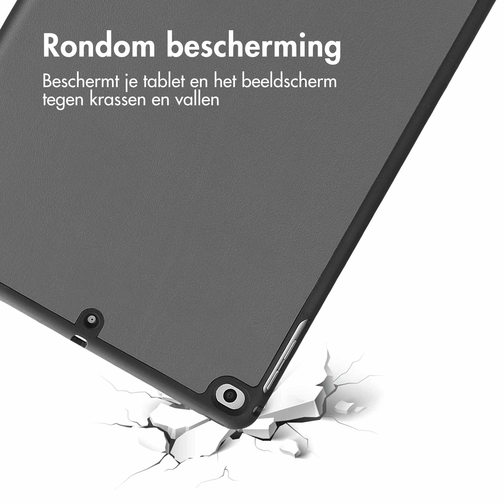Tablet con custodia protettiva. La custodia è grigio scuro e il tablet è angolato.