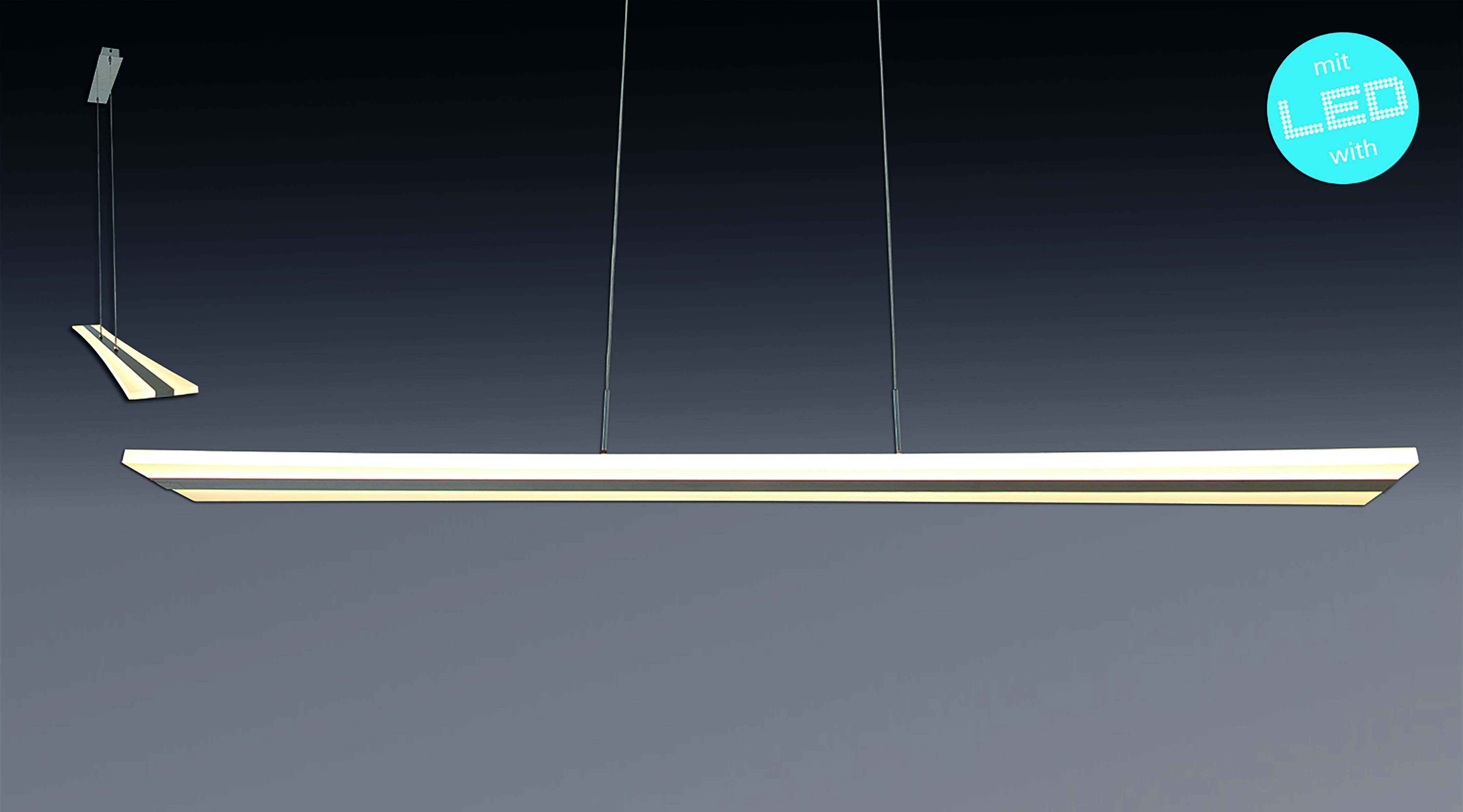 Lange, weiße LED-Leuchte, die von der Decke hängt, mit einem kleinen, abgewinkelten Licht.