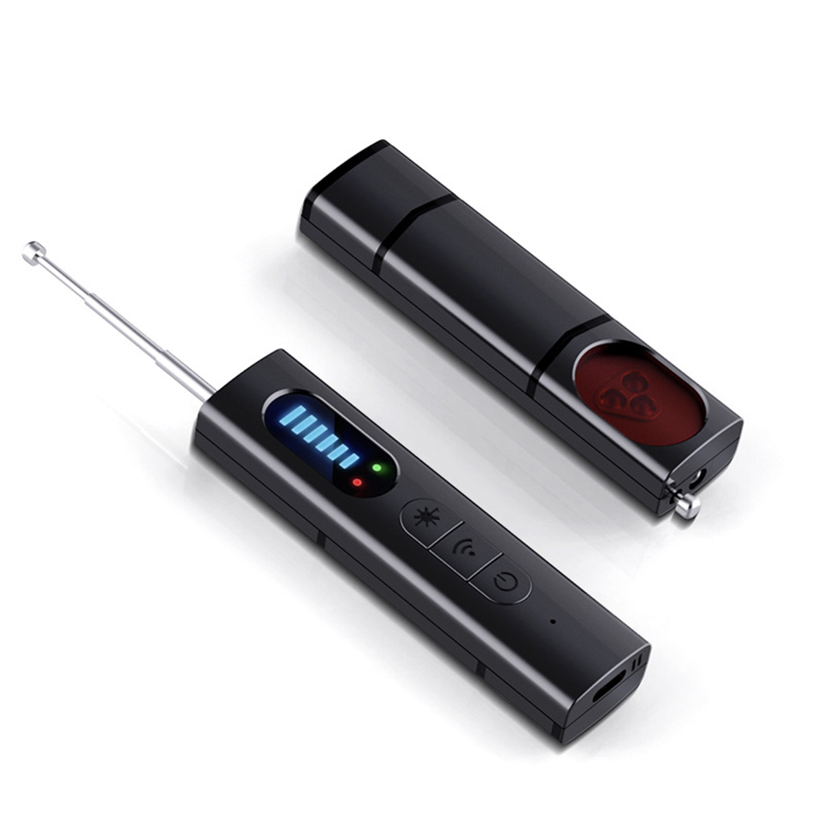 Zwei schwarze elektronische Geräte auf weißem Untergrund. Eines hat eine Antenne, das andere ein rotes Licht.