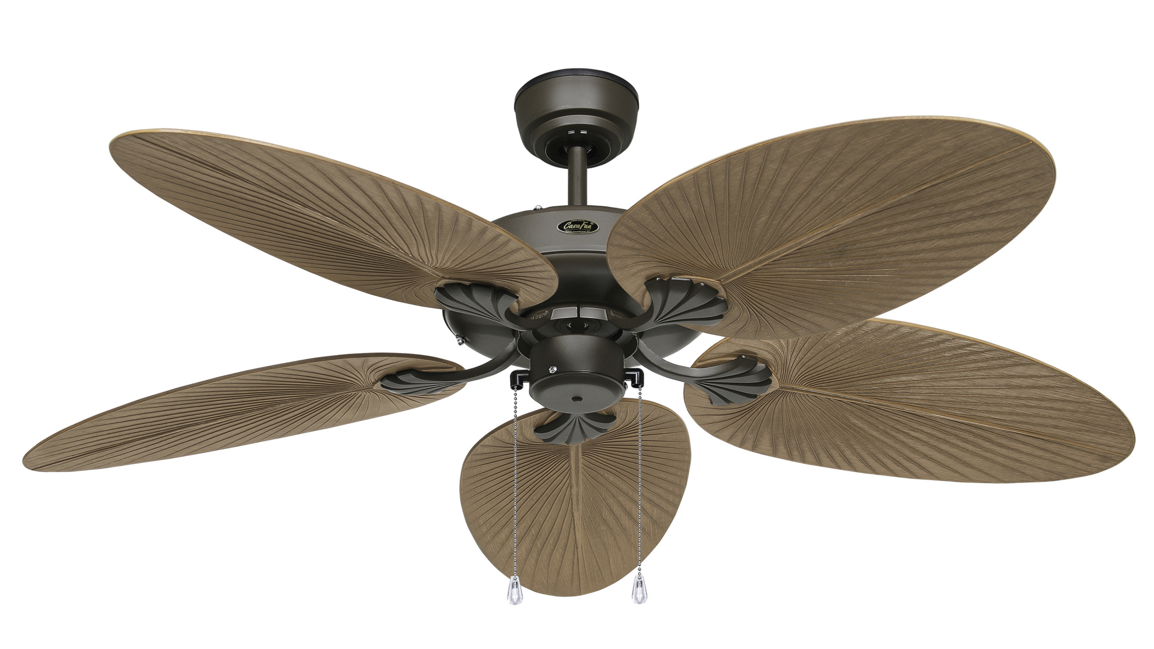 Ventilatore da soffitto marrone con cinque pale a forma di foglia di palma.
