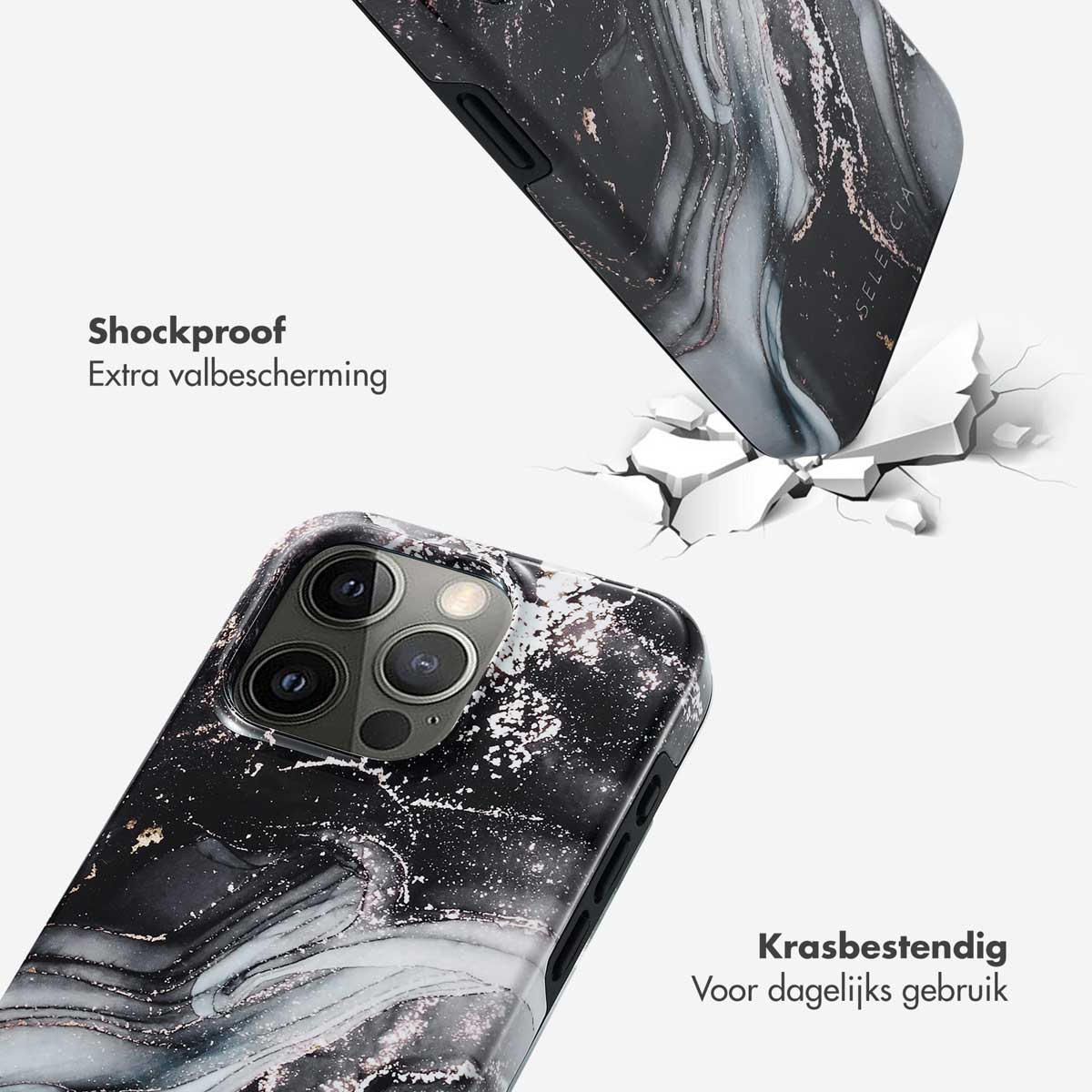 Zwarte marmeren telefoonhoes, gebarsten oppervlak. De hoes valt.
