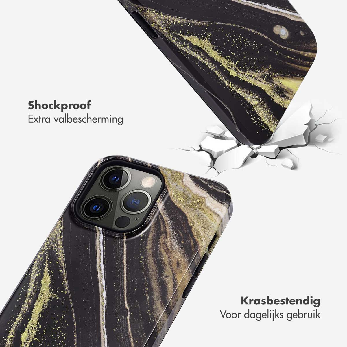 Telefoonhoesje, zwart en goud marmerpatroon. Hoesje breekt. Tekst: Schokbestendig, Extra valbescherming, krasbestendig.