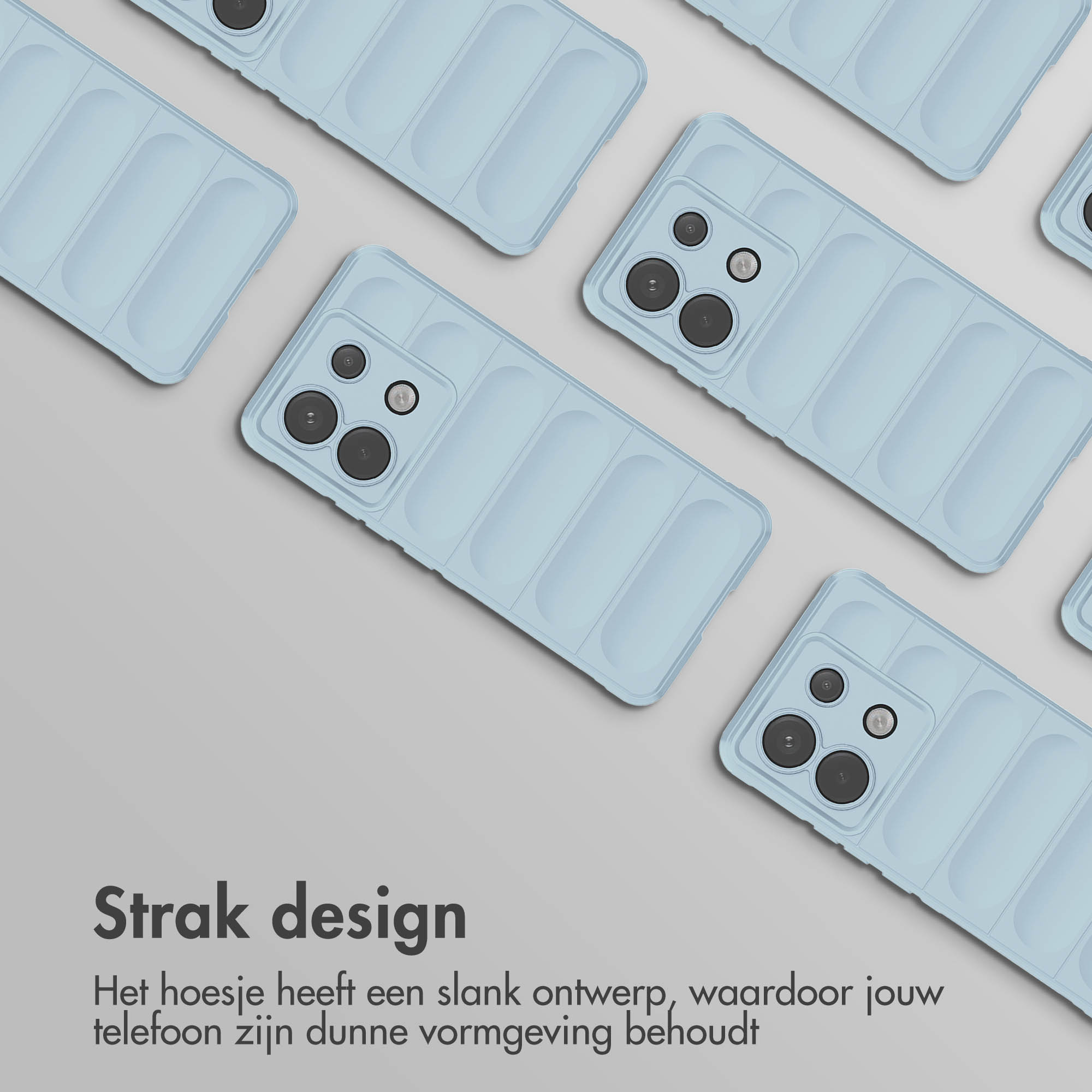 Meerdere lichtblauwe telefoonhoesjes, gehoekt op een grijze achtergrond.