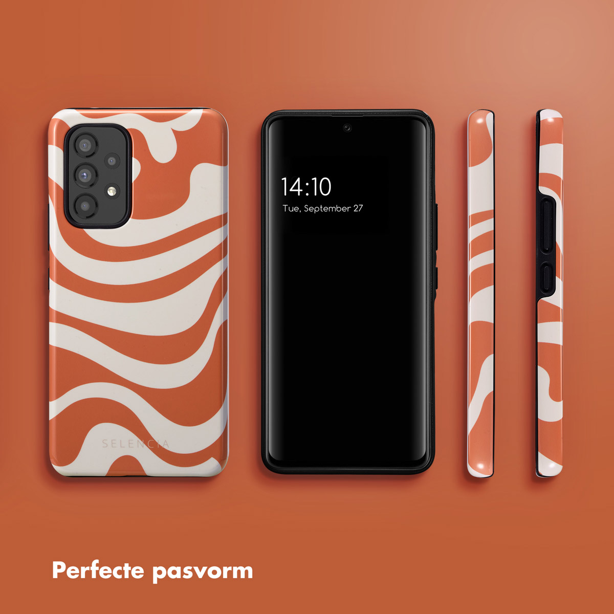 Un téléphone avec une coque montrant des lignes orange ondulées est affiché à côté d'un téléphone affichant l'heure.