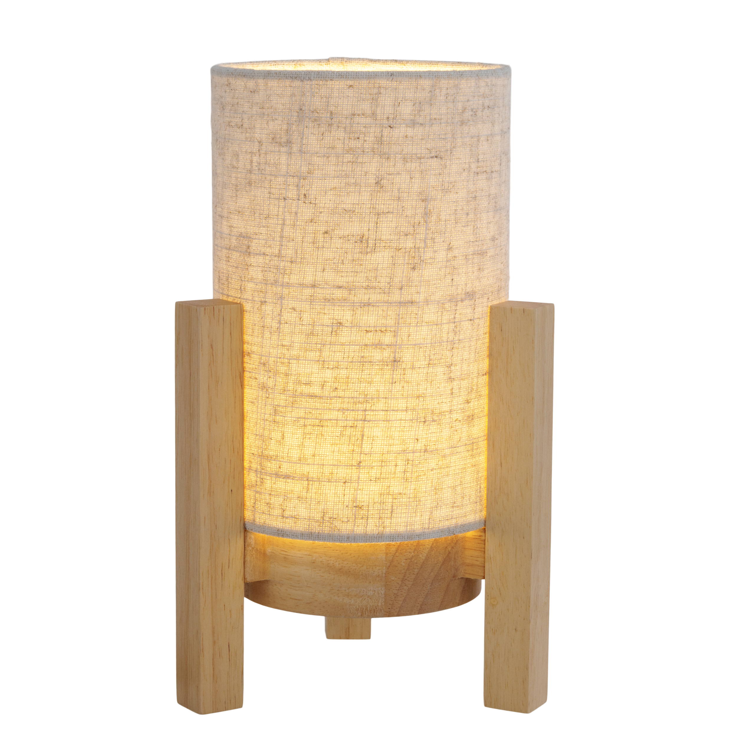 Eine kleine Lampe mit Stoffschirm und Holzfuß. Sie ist beleuchtet und auf weißem Grund.